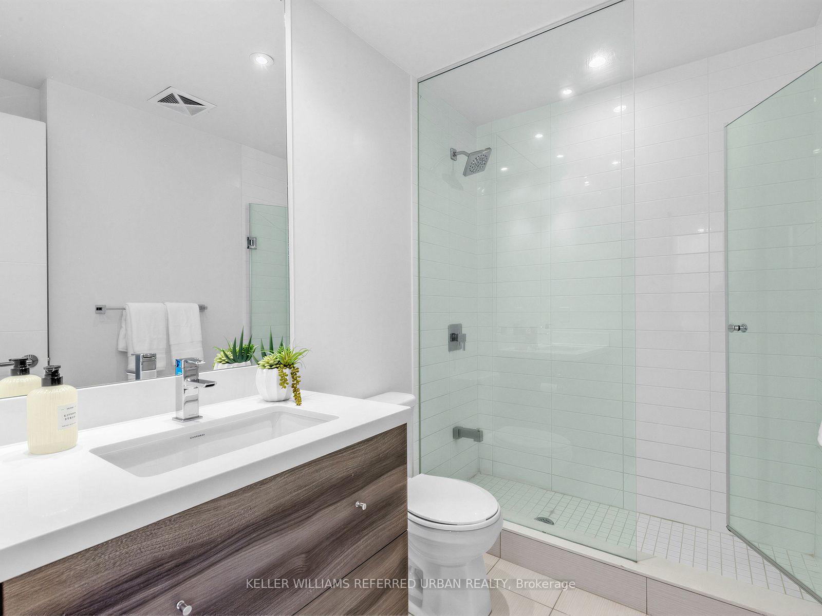 Photo 16 of Unit 919, 525 Adelaide Street W, Toronto, Waterfront Communities — HOMEH