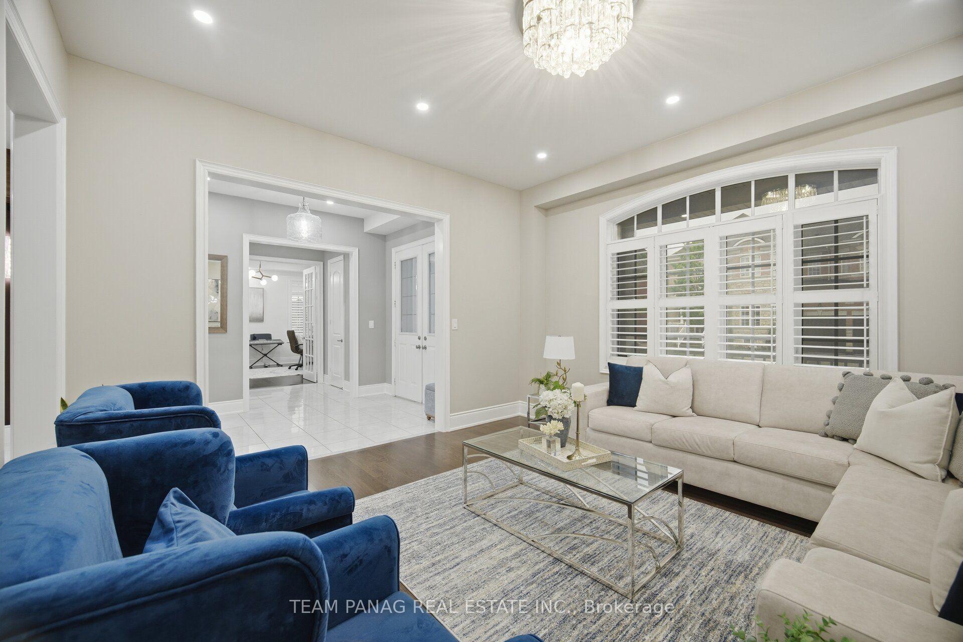 Photo 14 of 7 Balloon Crescent, Brampton, Toronto Gore Rural Estate — HOMEH