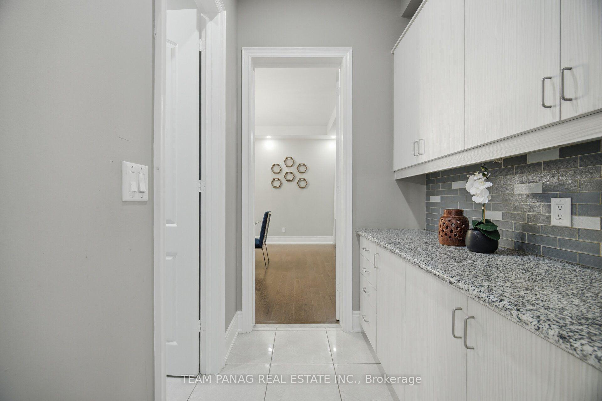 Photo 19 of 7 Balloon Crescent, Brampton, Toronto Gore Rural Estate — HOMEH