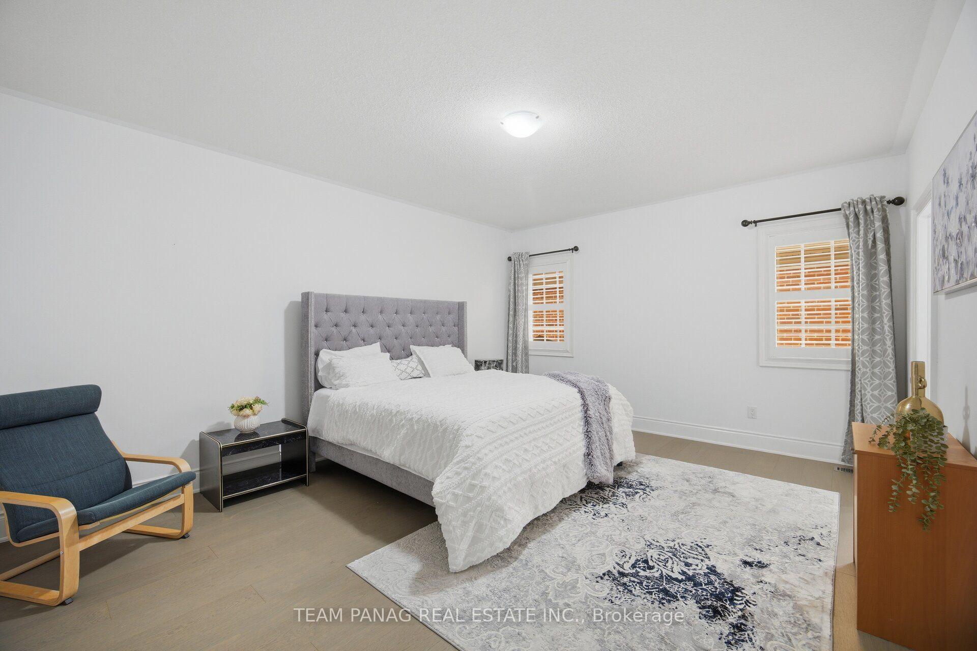 Photo 32 of 7 Balloon Crescent, Brampton, Toronto Gore Rural Estate — HOMEH
