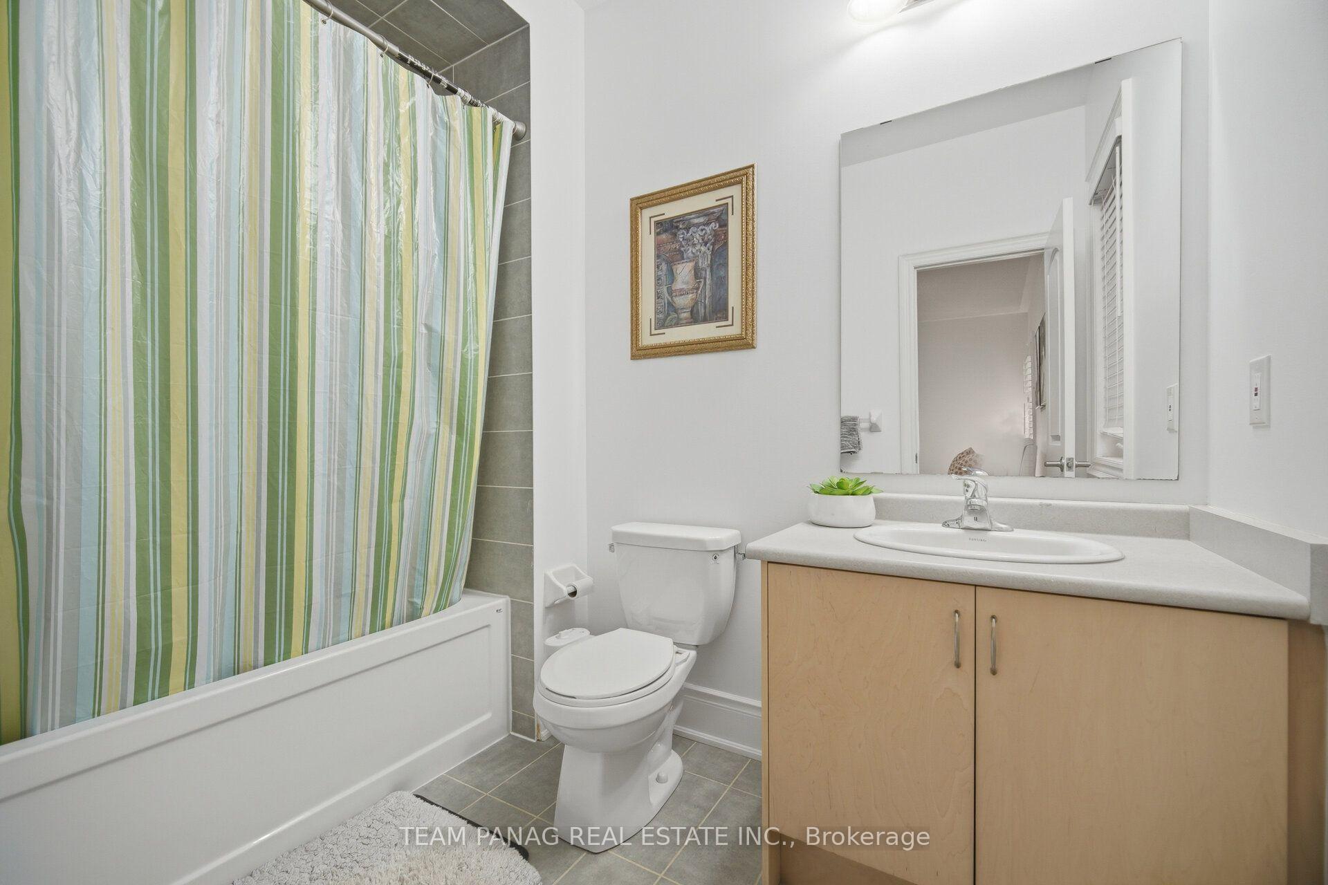 Photo 35 of 7 Balloon Crescent, Brampton, Toronto Gore Rural Estate — HOMEH