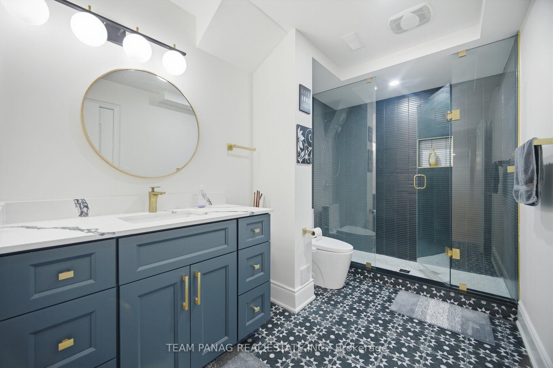 Photo 46 of 7 Balloon Crescent, Brampton, Toronto Gore Rural Estate — HOMEH