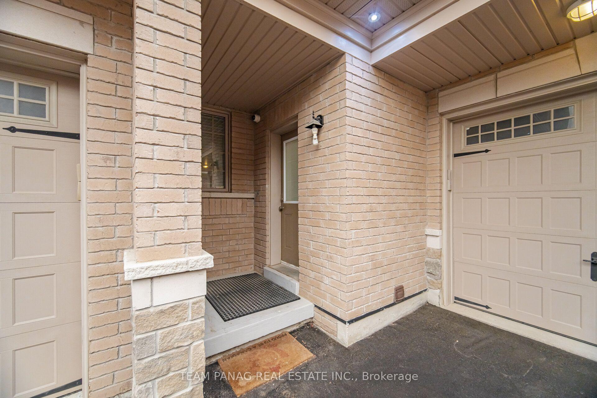 Photo 49 of 7 Balloon Crescent, Brampton, Toronto Gore Rural Estate — HOMEH