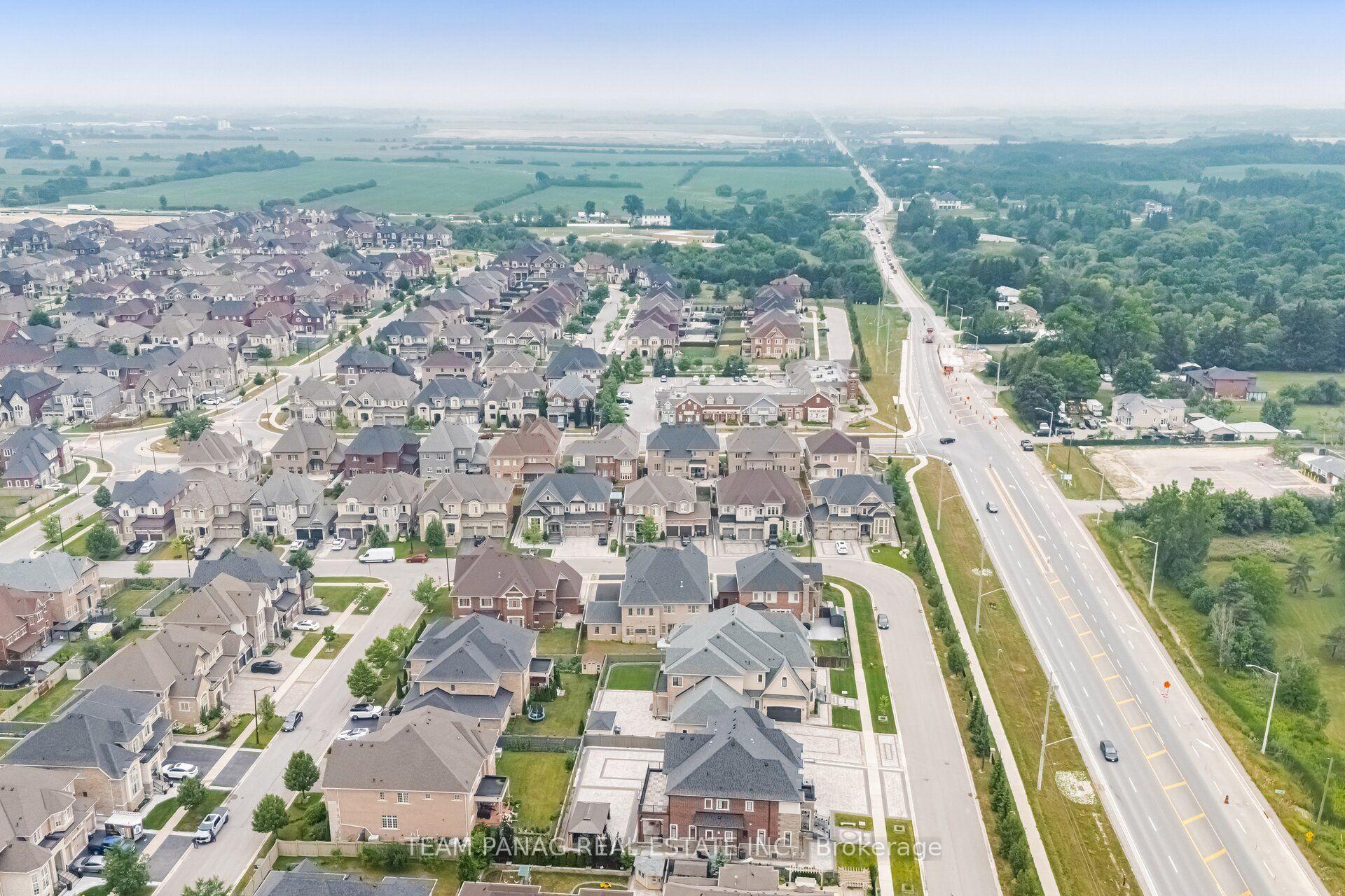 Photo 52 of 7 Balloon Crescent, Brampton, Toronto Gore Rural Estate — HOMEH