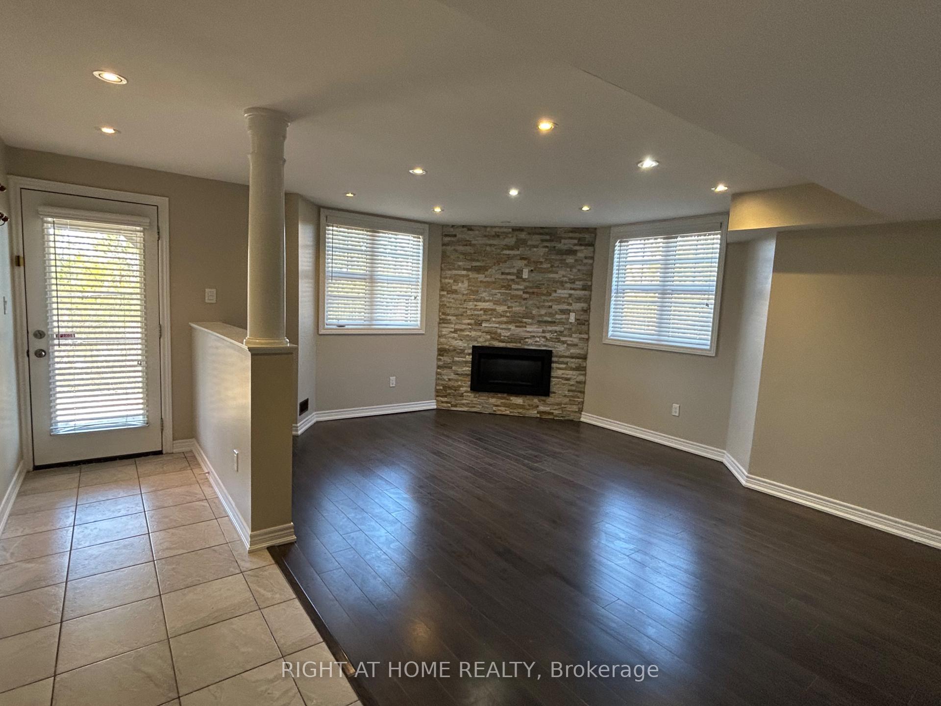 Front of Unit Walkout Basement, 39 John Davis Gate John Davis Gate