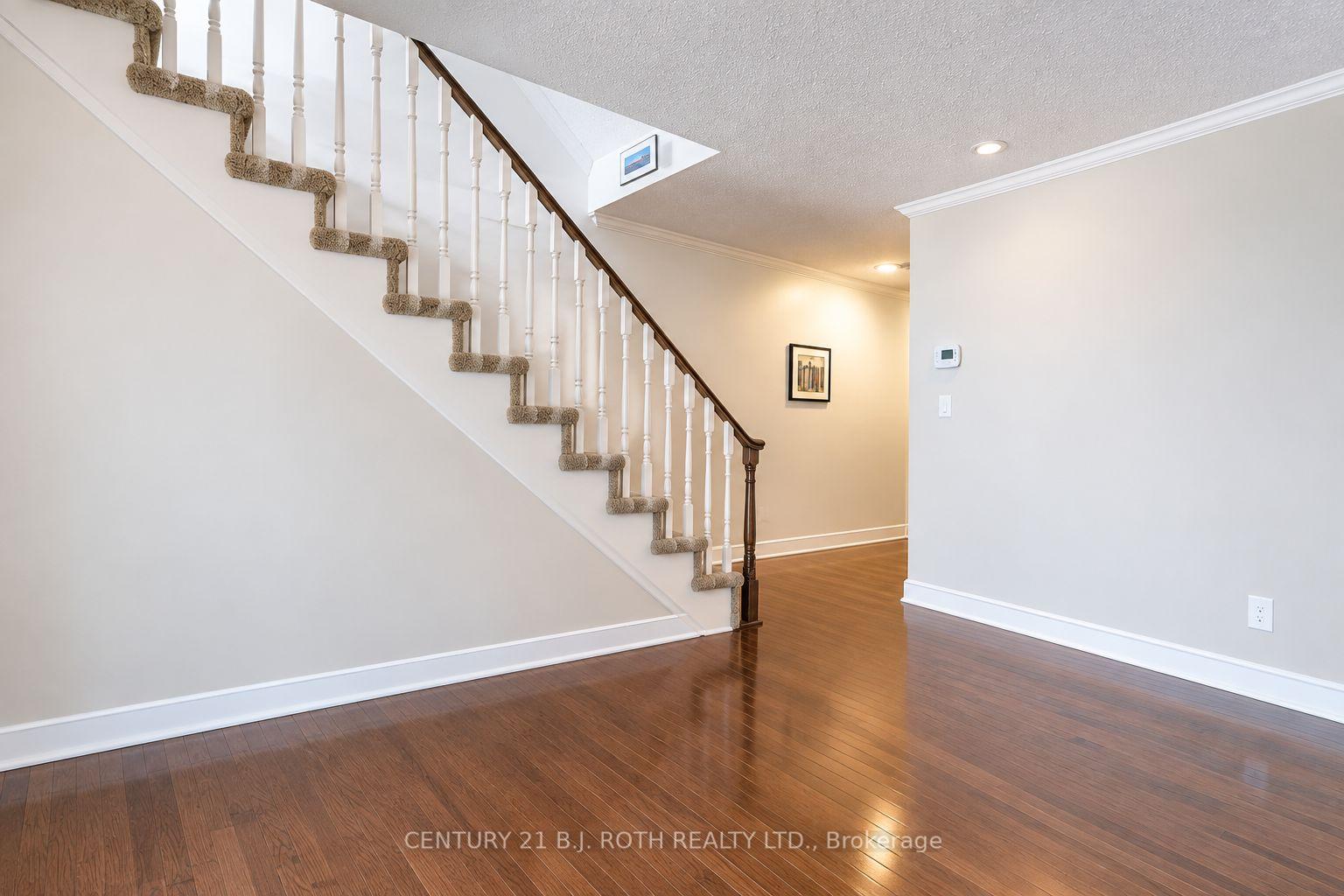 Photo 22 of Unit Unit 14, 30 Laguna Parkway, Ramara, Rural Ramara — HOMEH