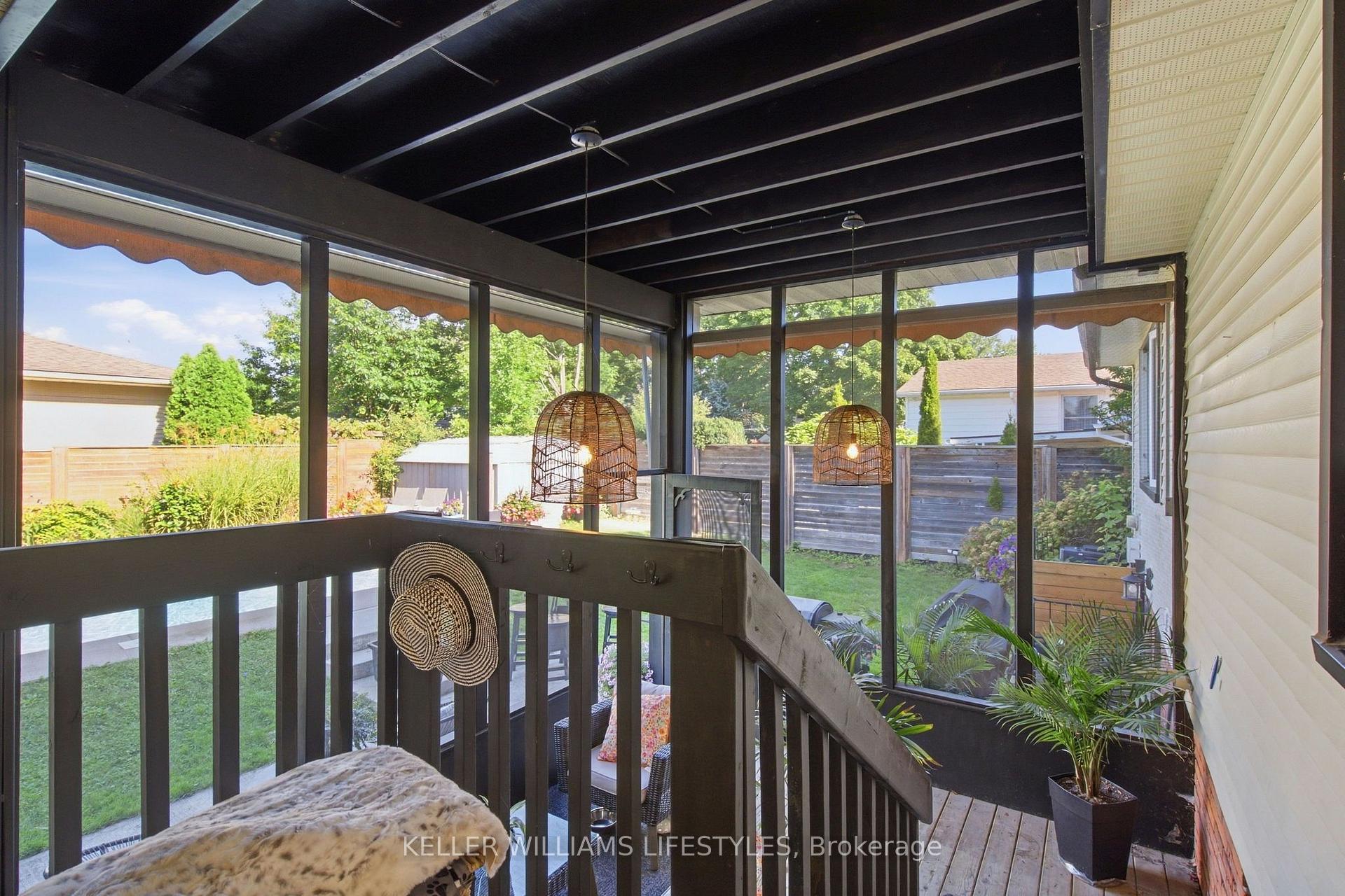 Photo 34 of 1 Queen Anne Circle, London, North M — HOMEH