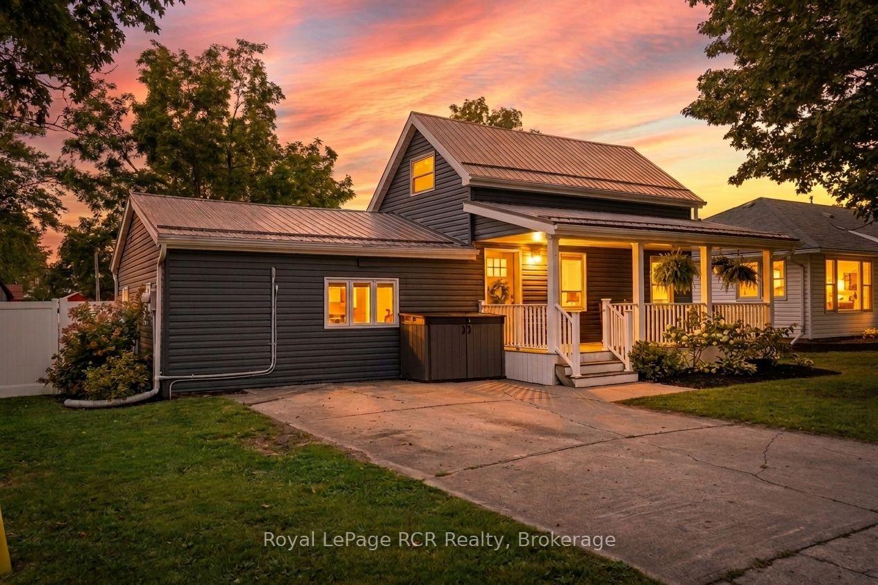 Photo 1 of 210 King Street, North Perth, Elma — HOMEH
