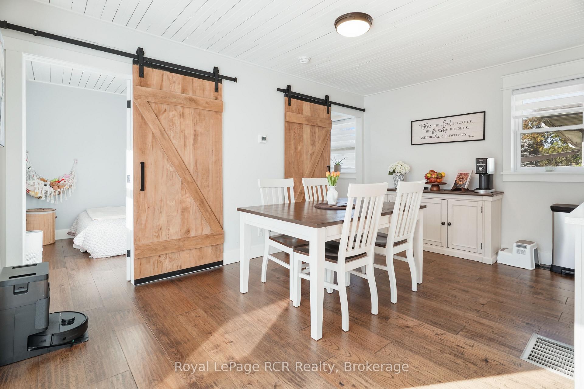 Photo 11 of 210 King Street, North Perth, Elma — HOMEH