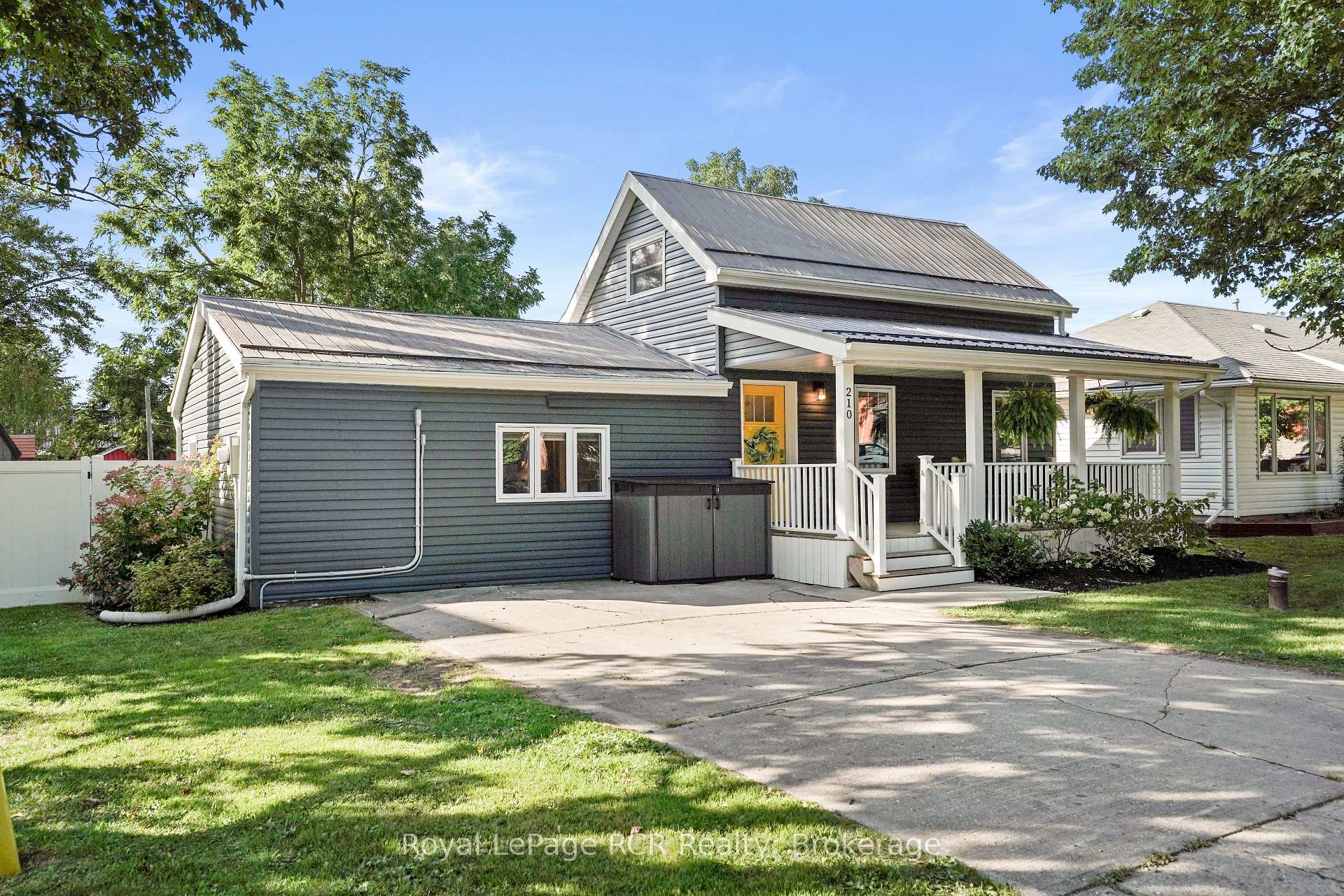 Photo 32 of 210 King Street, North Perth, Elma — HOMEH