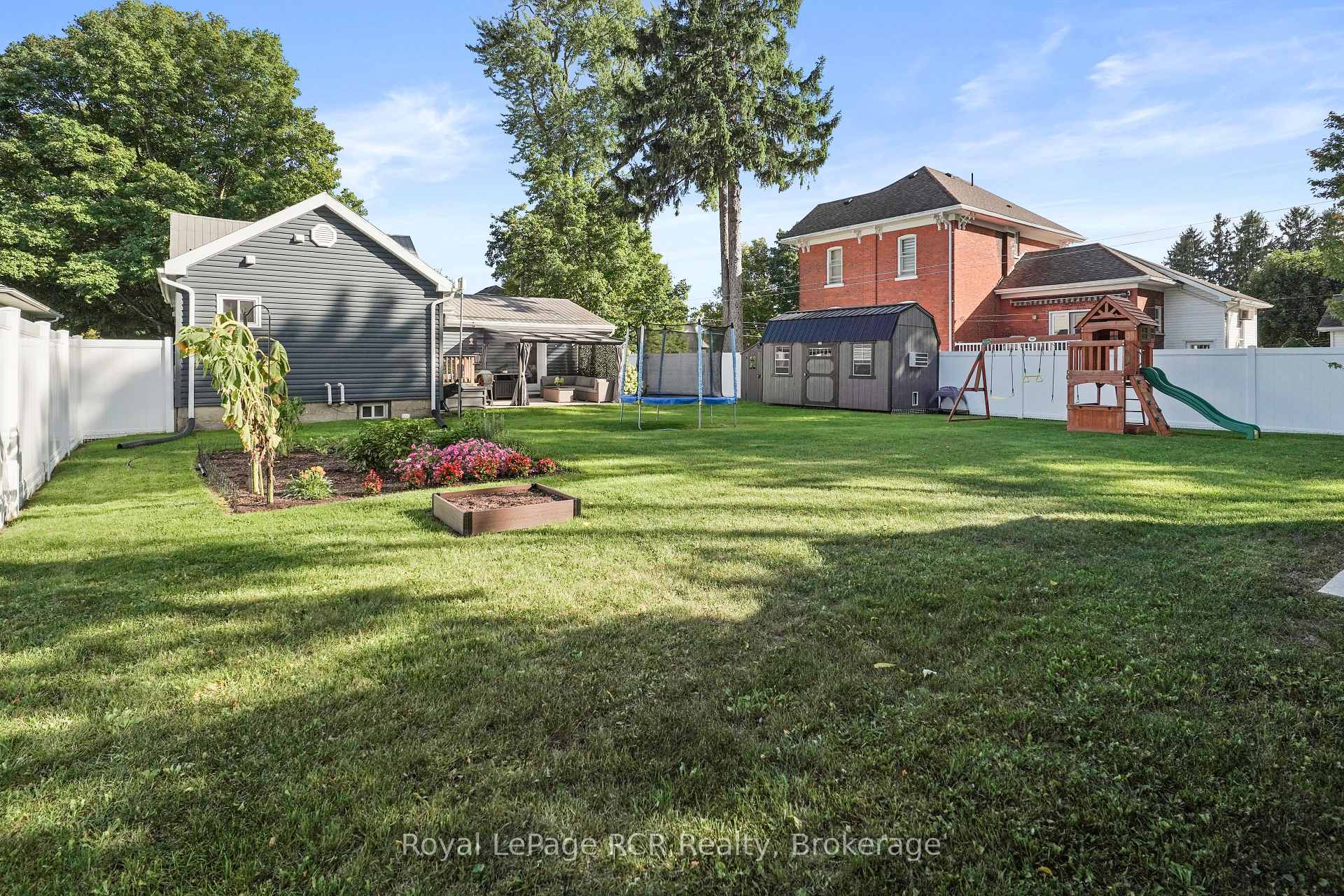 Photo 40 of 210 King Street, North Perth, Elma — HOMEH