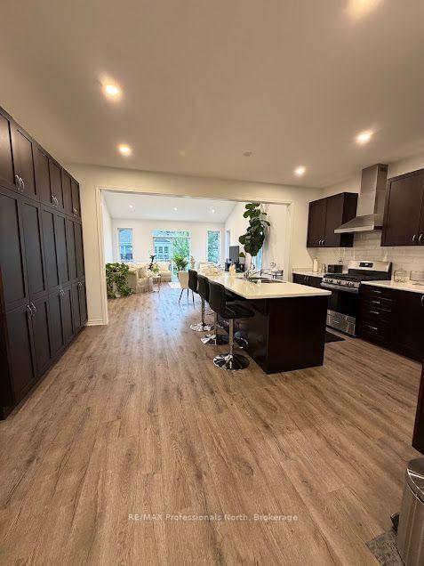Photo 4 of 37 Chambery Street, Bracebridge, Macaulay — HOMEH