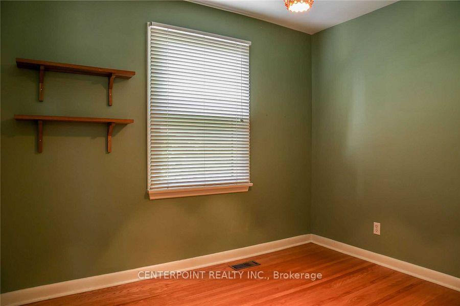 Photo 7 of 503 Sherin Drive, Oakville, West — HOMEH