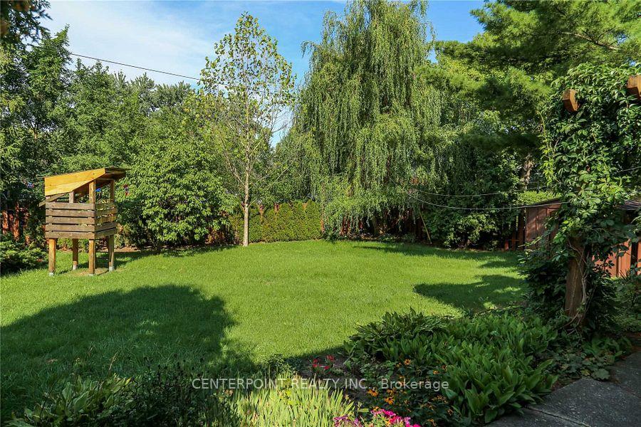 Photo 10 of 503 Sherin Drive, Oakville, West — HOMEH