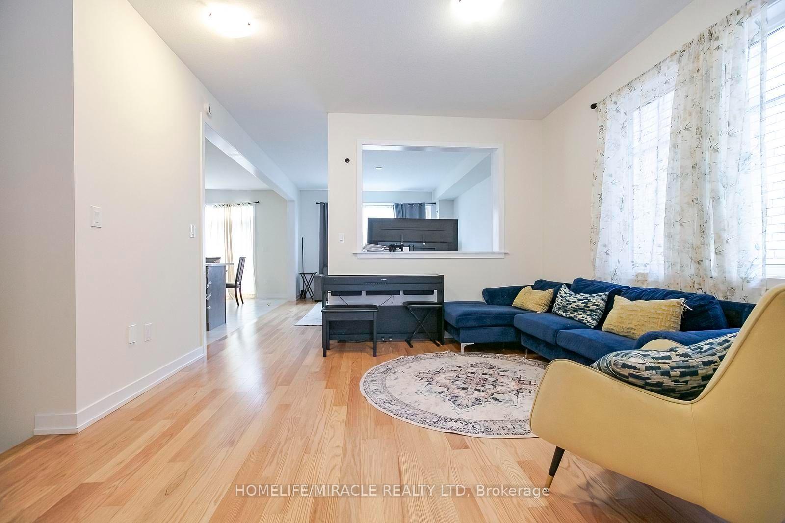 Photo 10 of 106 Higgins Avenue, Thorold, Hurricane/Merrittville — HOMEH
