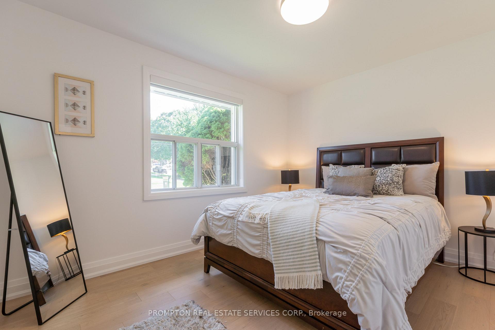 Photo 18 of 2 Filbert Gate, North York, Parkwoods-Donalda — HOMEH