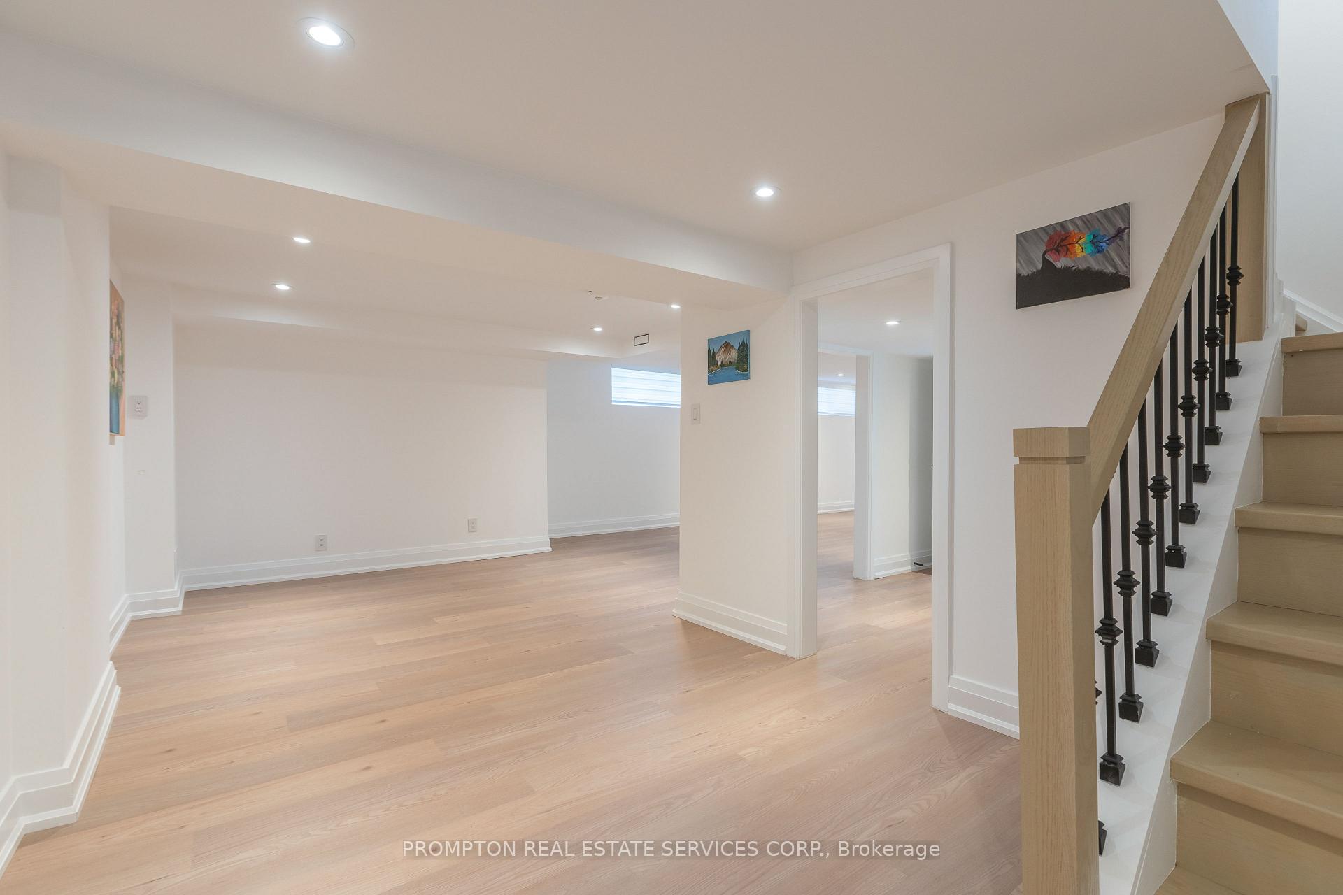 Photo 23 of 2 Filbert Gate, North York, Parkwoods-Donalda — HOMEH