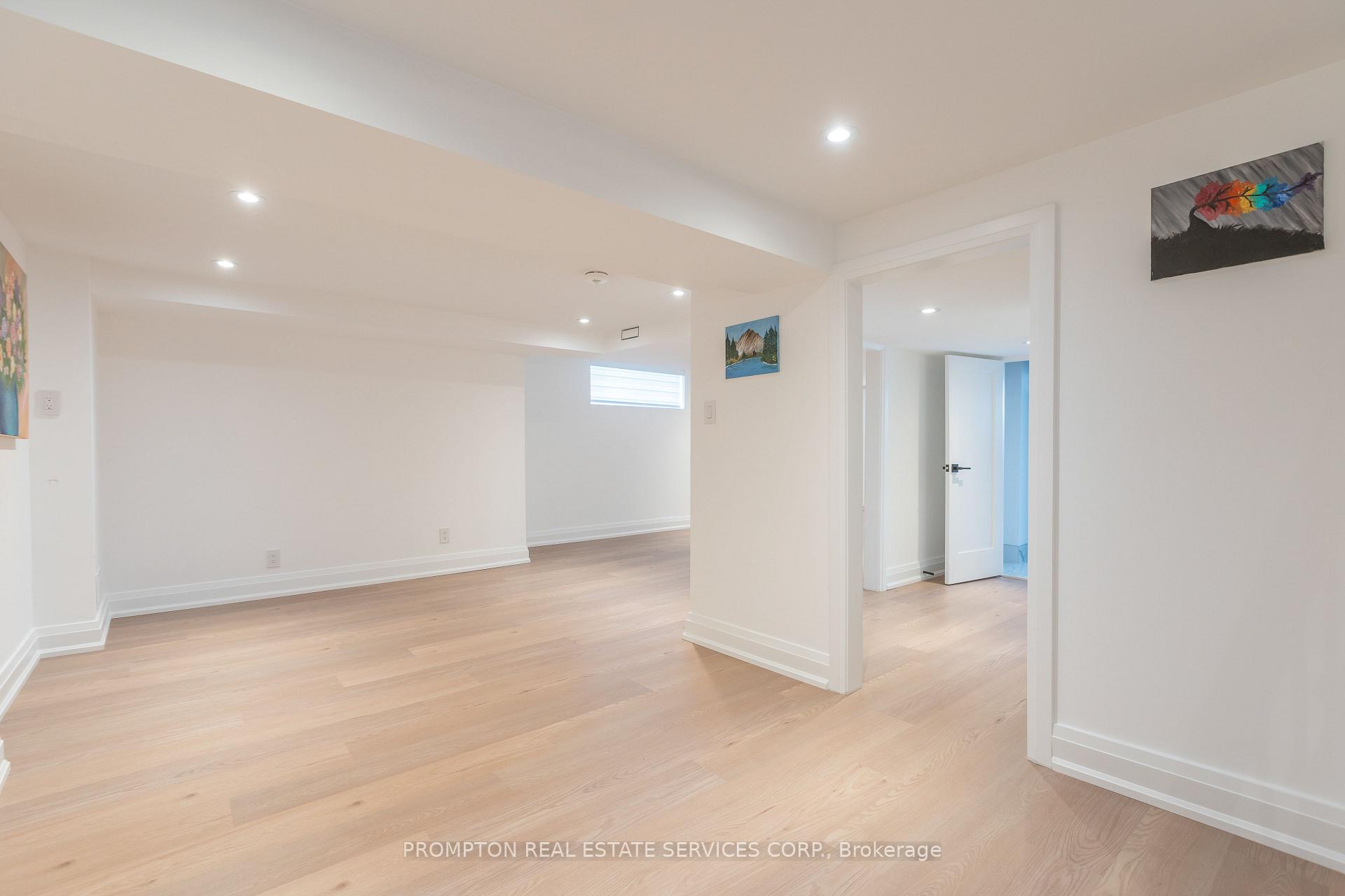Photo 24 of 2 Filbert Gate, North York, Parkwoods-Donalda — HOMEH