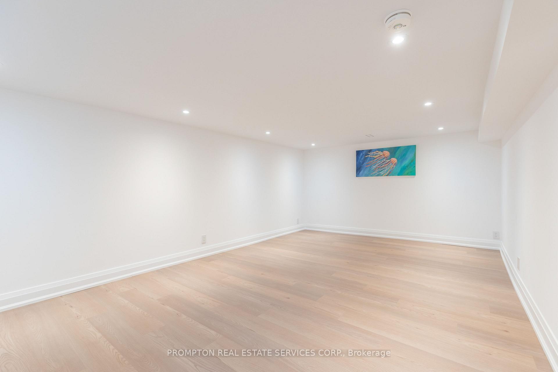 Photo 25 of 2 Filbert Gate, North York, Parkwoods-Donalda — HOMEH