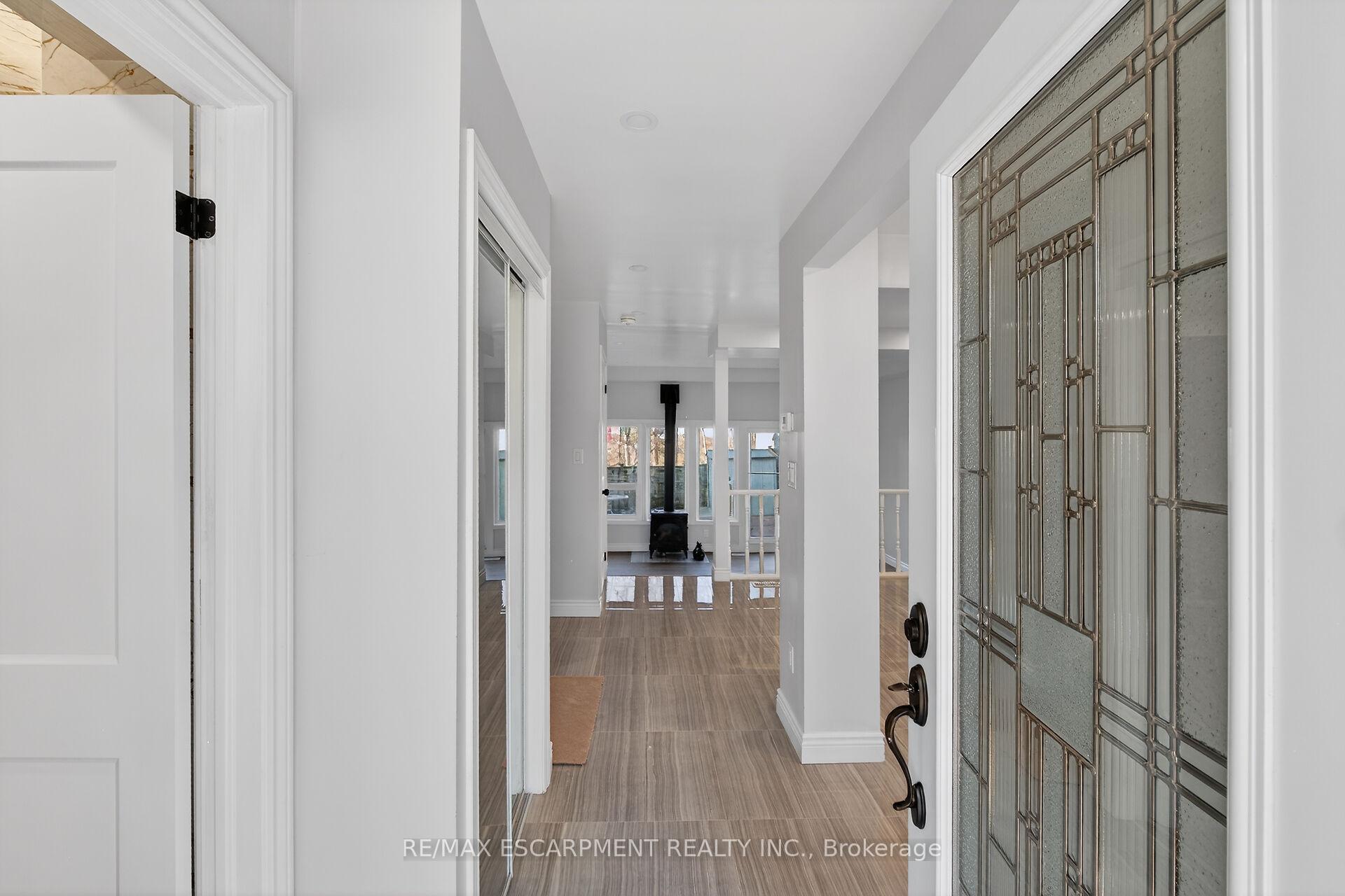 Photo 5 of Unit 153, 2050 Upper Middle Road, Burlington, Brant Hills — HOMEH