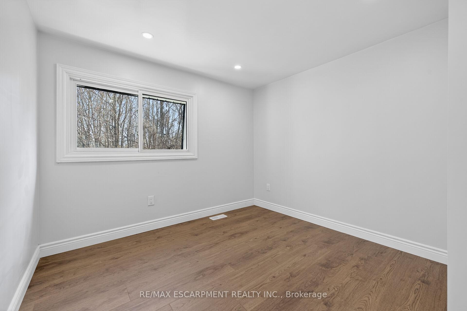 Photo 31 of Unit 153, 2050 Upper Middle Road, Burlington, Brant Hills — HOMEH