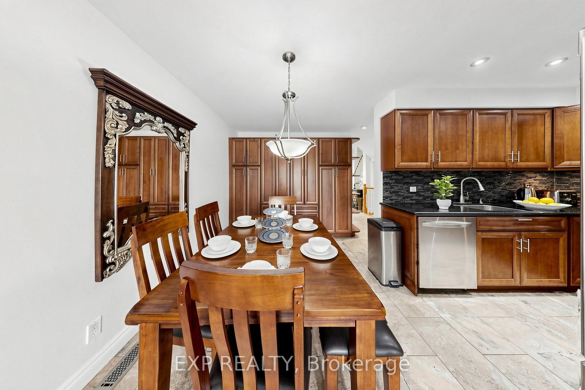 Photo 21 of Unit 35, 455 Apache Court, Mississauga, Hurontario — HOMEH
