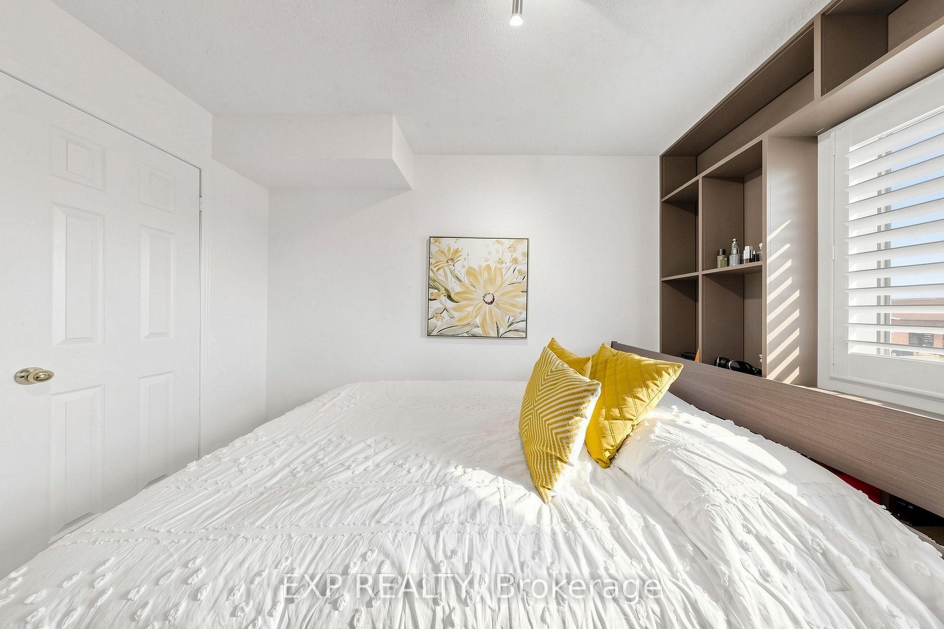 Photo 45 of Unit 35, 455 Apache Court, Mississauga, Hurontario — HOMEH