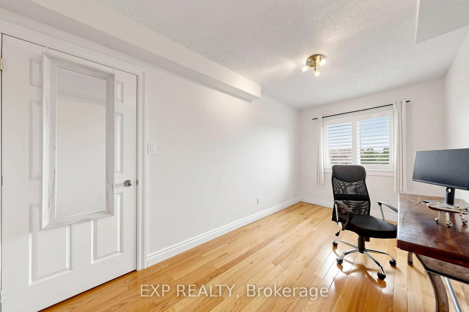 Photo 51 of Unit 35, 455 Apache Court, Mississauga, Hurontario — HOMEH