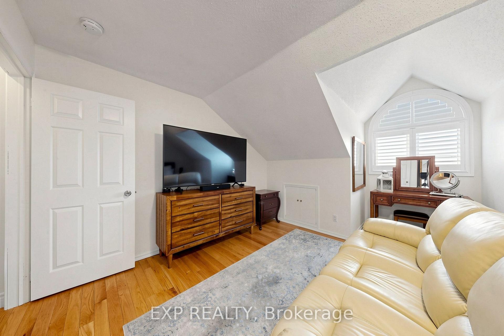 Photo 59 of Unit 35, 455 Apache Court, Mississauga, Hurontario — HOMEH