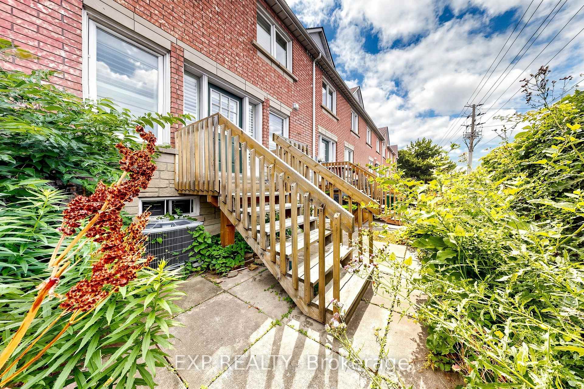 Photo 83 of Unit 35, 455 Apache Court, Mississauga, Hurontario — HOMEH