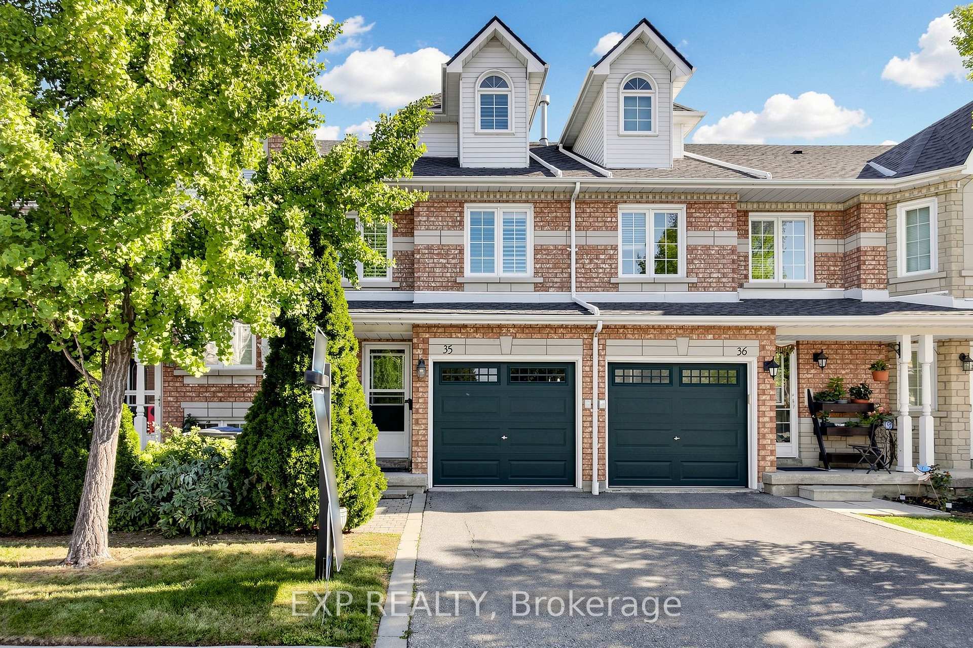 Photo 6 of Unit 35, 455 Apache Court, Mississauga, Hurontario — HOMEH
