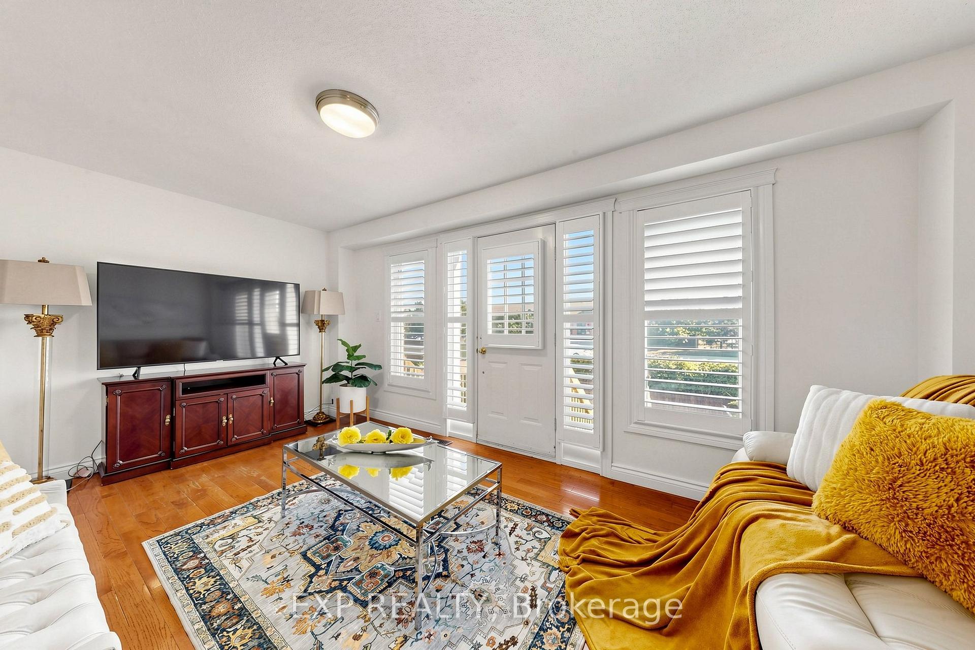 Photo 12 of Unit 35, 455 Apache Court, Mississauga, Hurontario — HOMEH