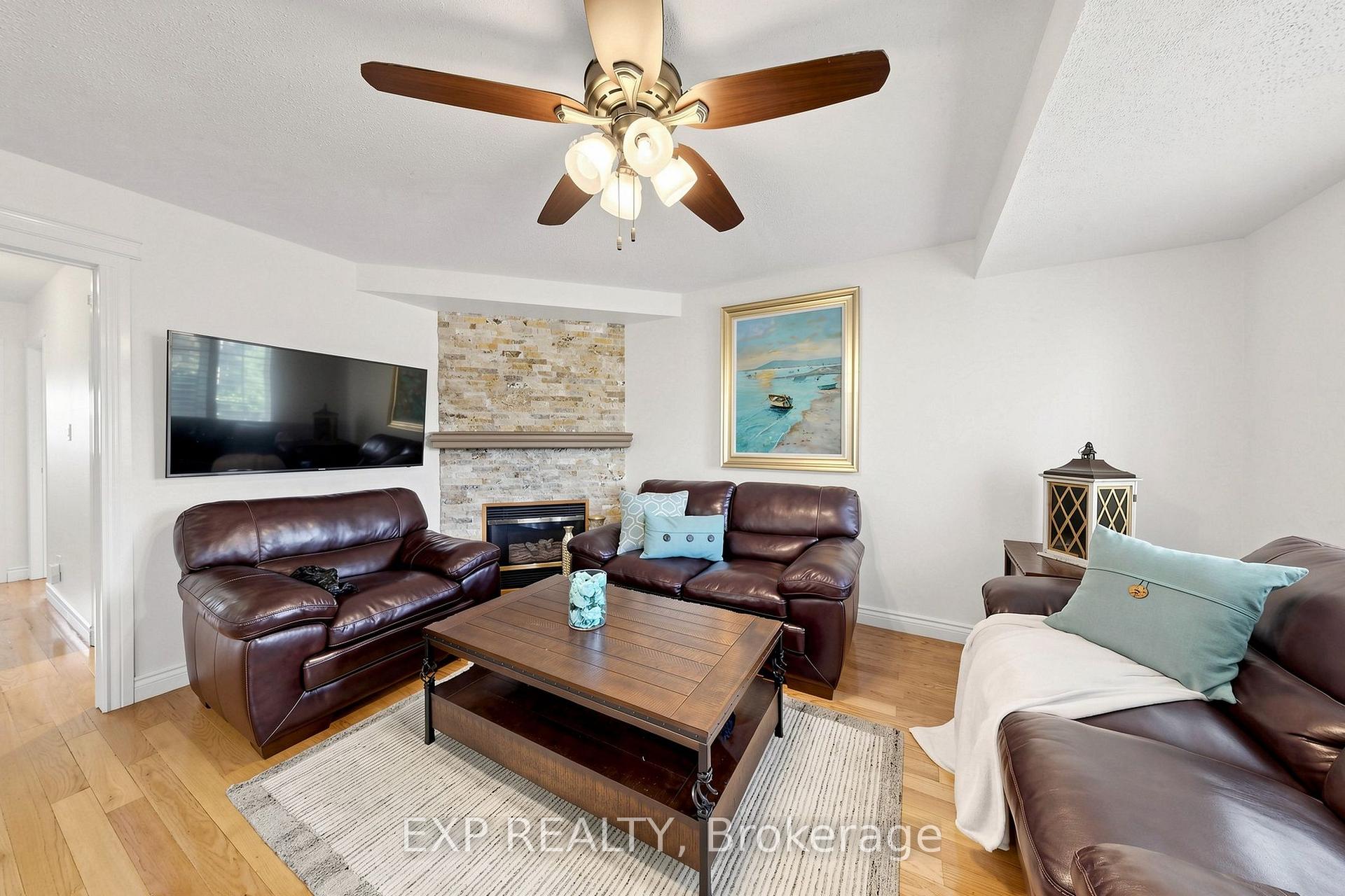 Photo 46 of Unit 35, 455 Apache Court, Mississauga, Hurontario — HOMEH