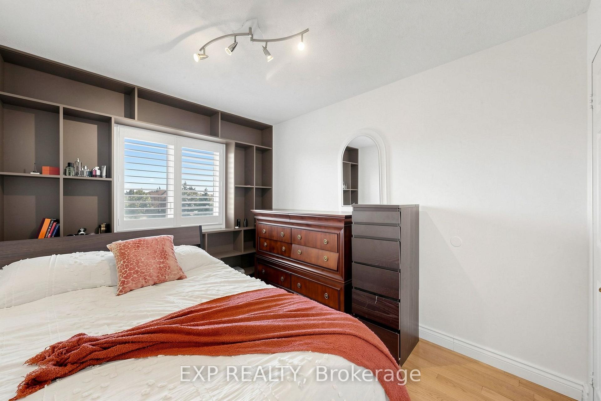 Photo 52 of Unit 35, 455 Apache Court, Mississauga, Hurontario — HOMEH