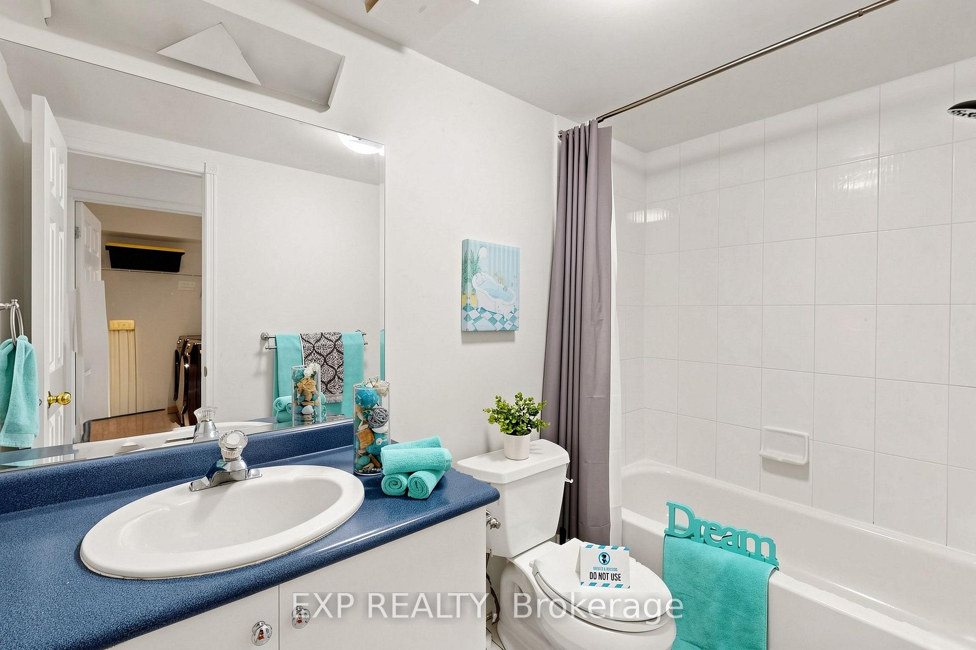 Photo 62 of Unit 35, 455 Apache Court, Mississauga, Hurontario — HOMEH
