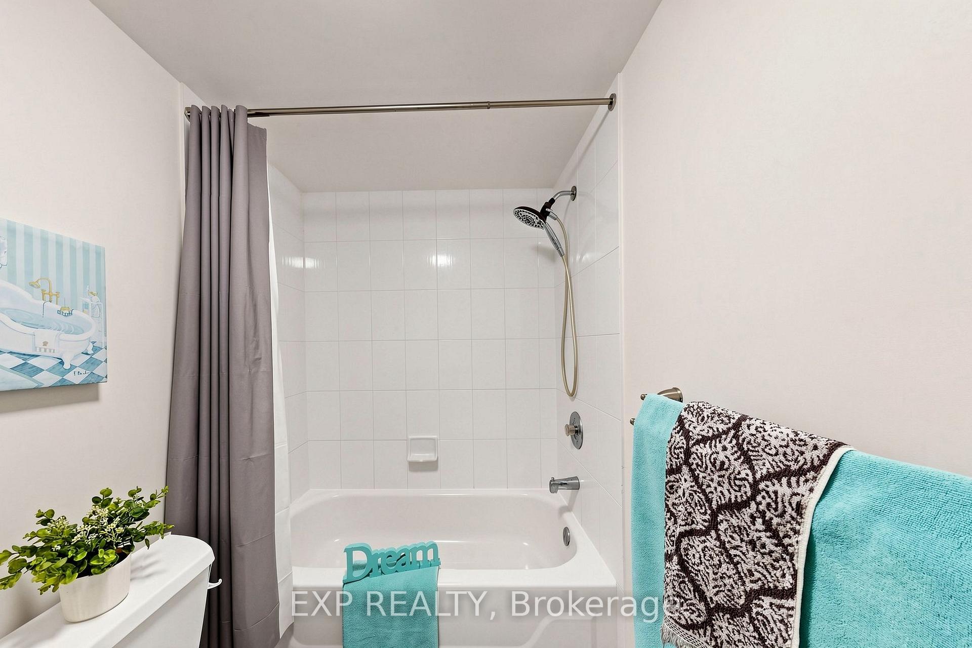 Photo 64 of Unit 35, 455 Apache Court, Mississauga, Hurontario — HOMEH