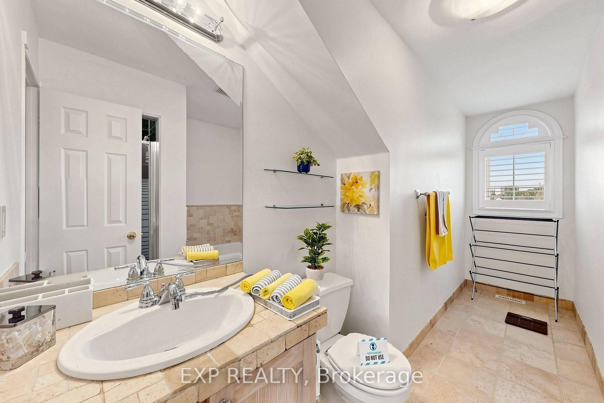 Photo 74 of Unit 35, 455 Apache Court, Mississauga, Hurontario — HOMEH