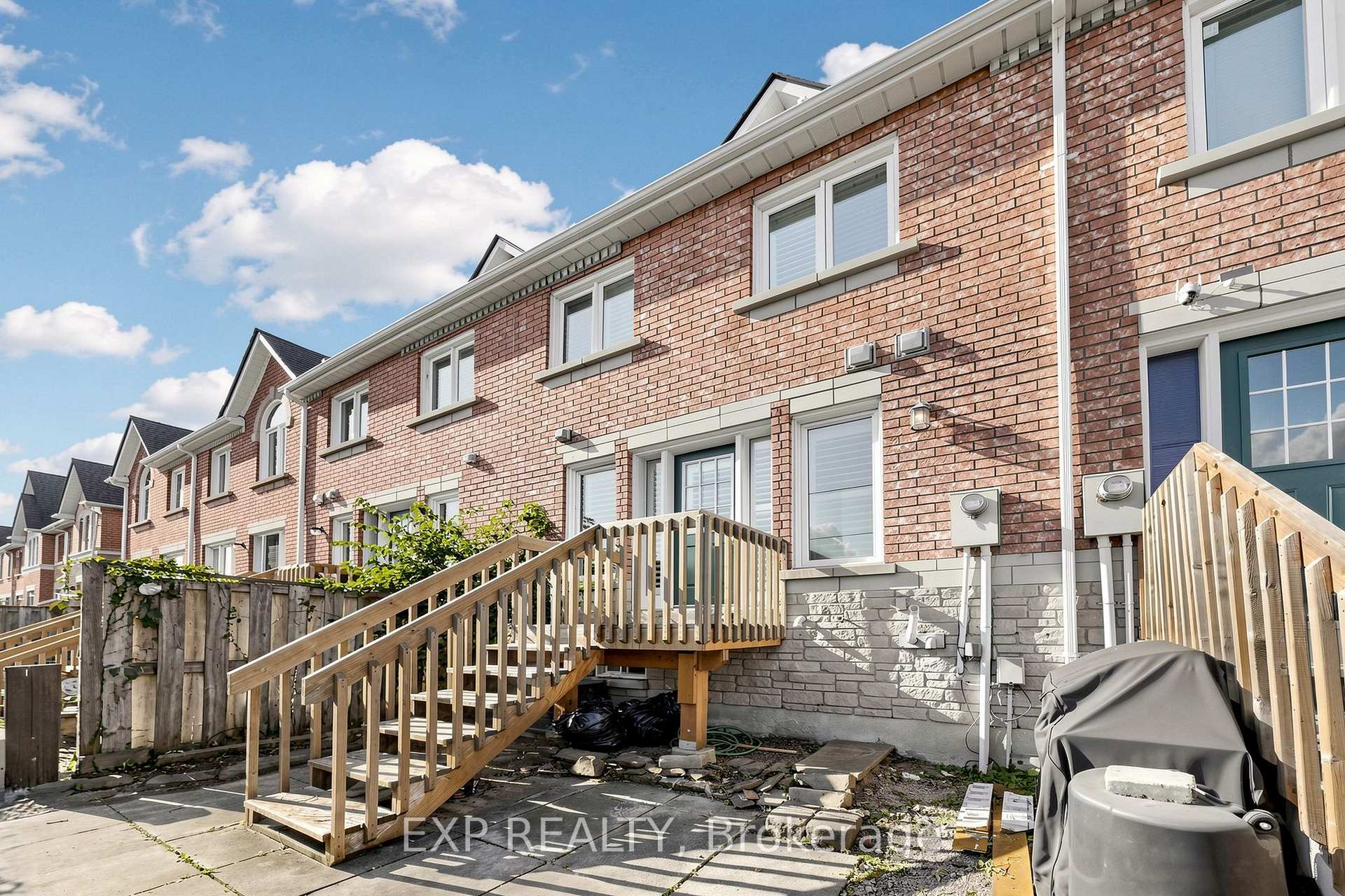 Photo 89 of Unit 35, 455 Apache Court, Mississauga, Hurontario — HOMEH