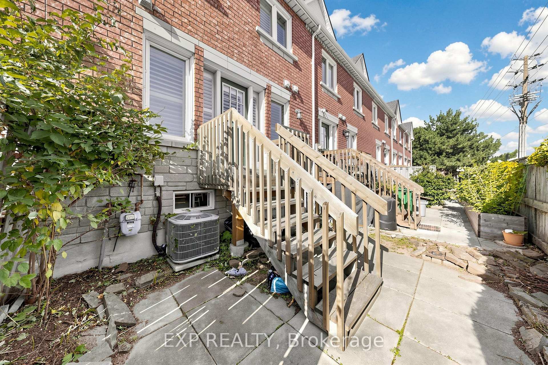 Photo 91 of Unit 35, 455 Apache Court, Mississauga, Hurontario — HOMEH