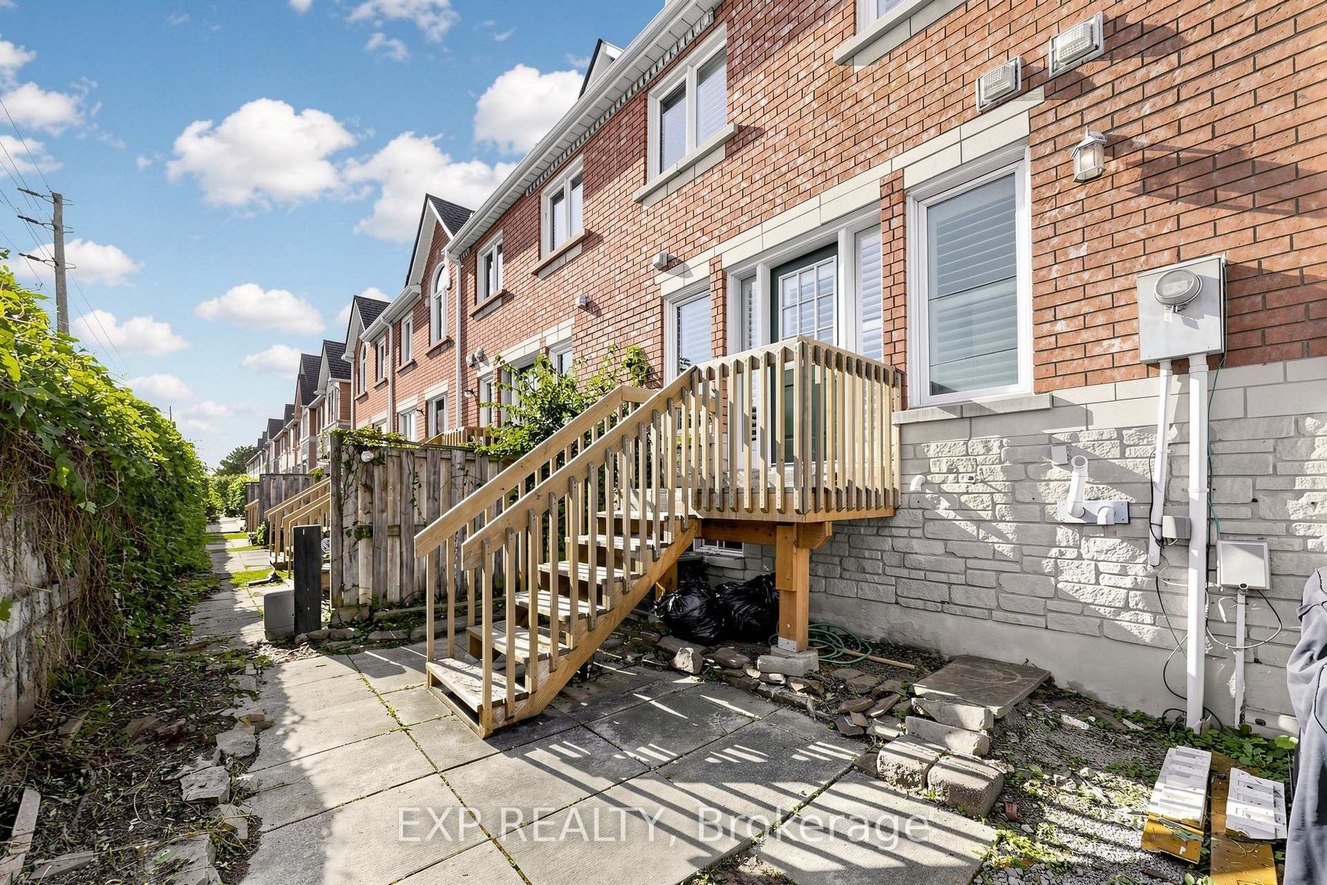 Photo 92 of Unit 35, 455 Apache Court, Mississauga, Hurontario — HOMEH