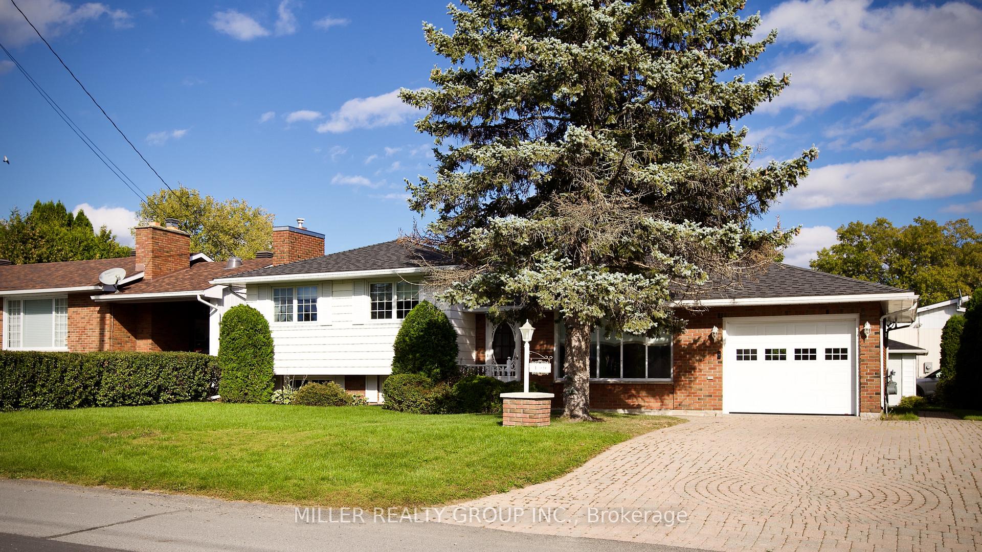 Front of 199 Mckelvie Street