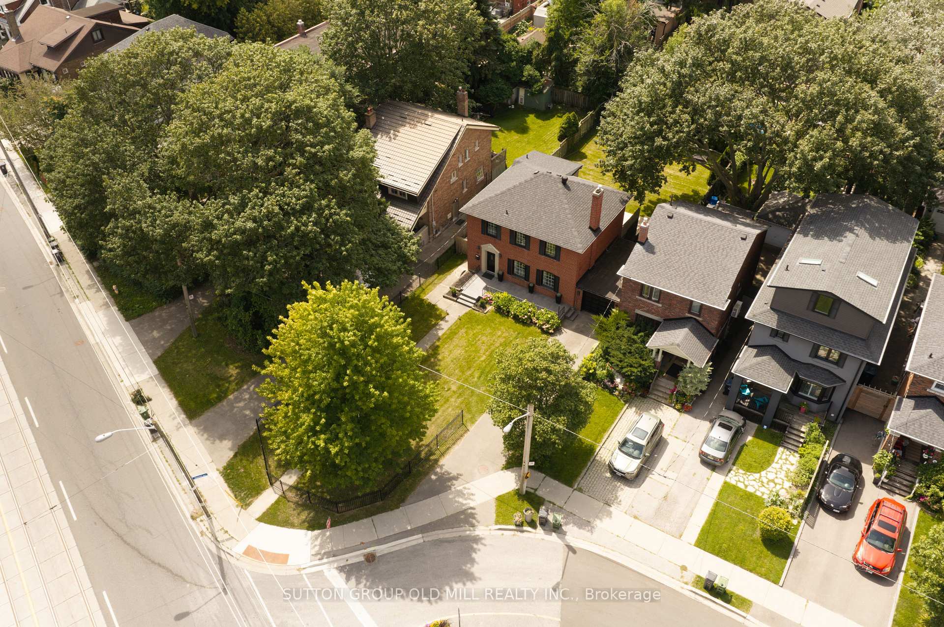 Photo 55 of 10 Queens Avenue, Etobicoke, Mimico — HOMEH