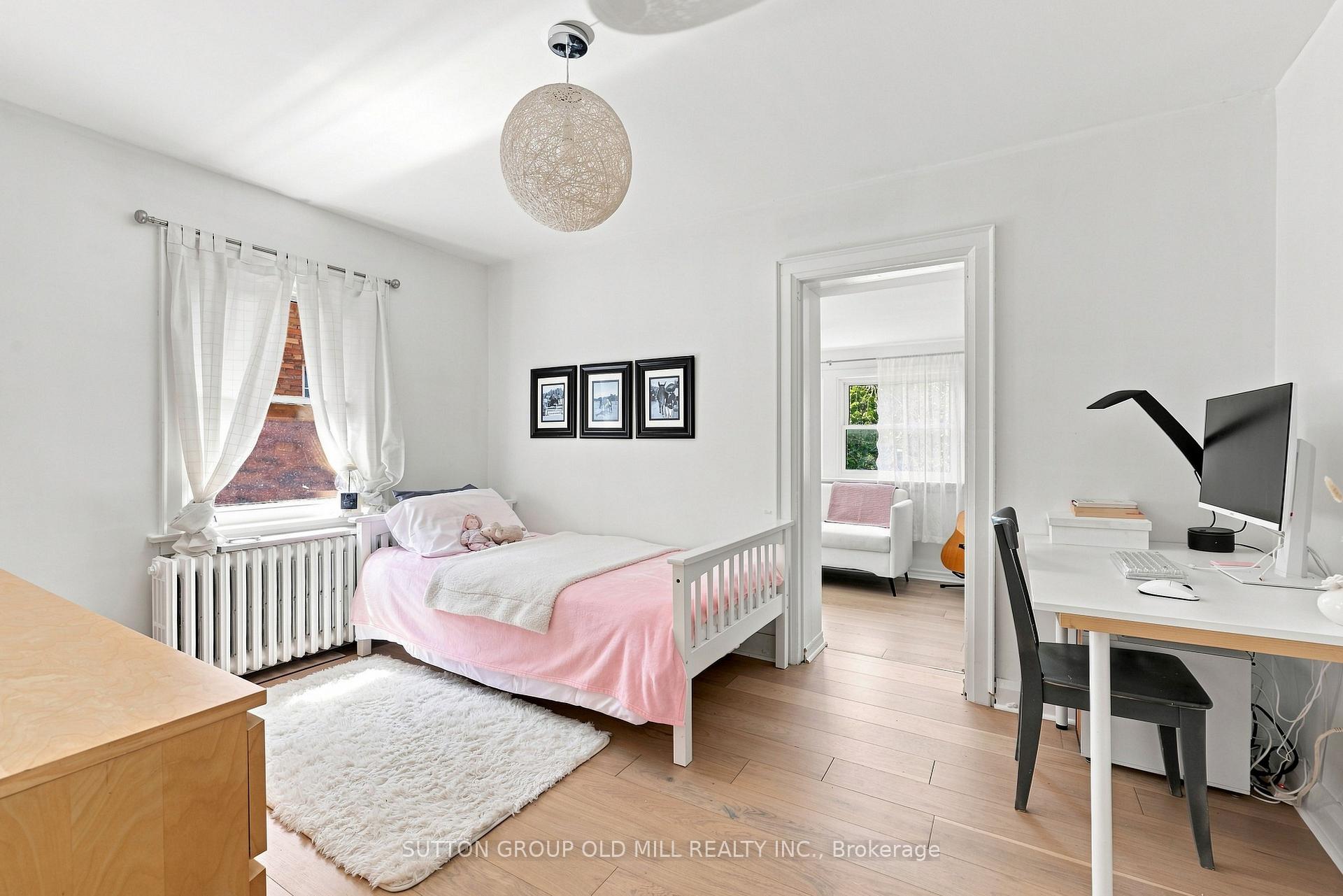 Photo 35 of 10 Queens Avenue, Etobicoke, Mimico — HOMEH