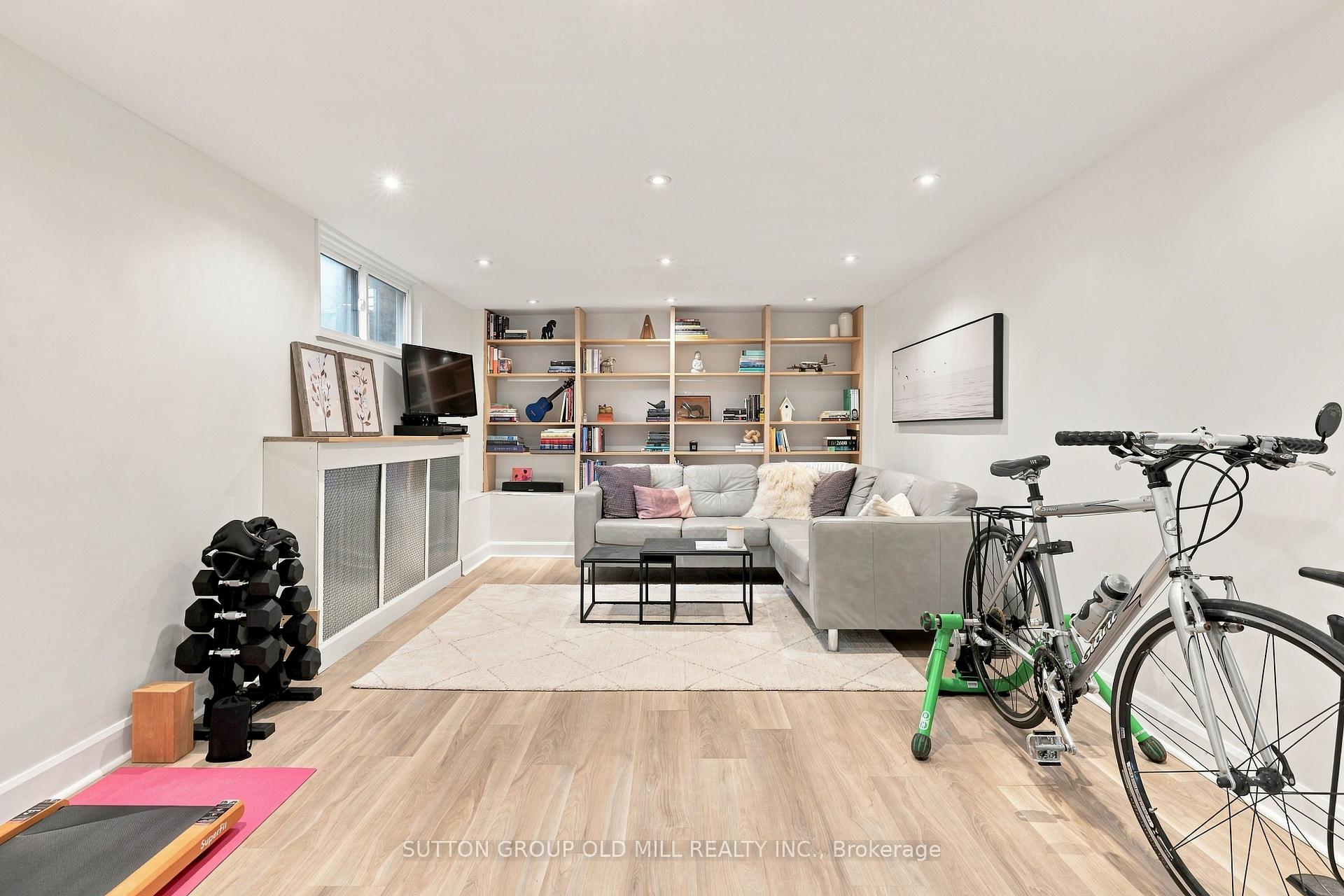 Photo 40 of 10 Queens Avenue, Etobicoke, Mimico — HOMEH