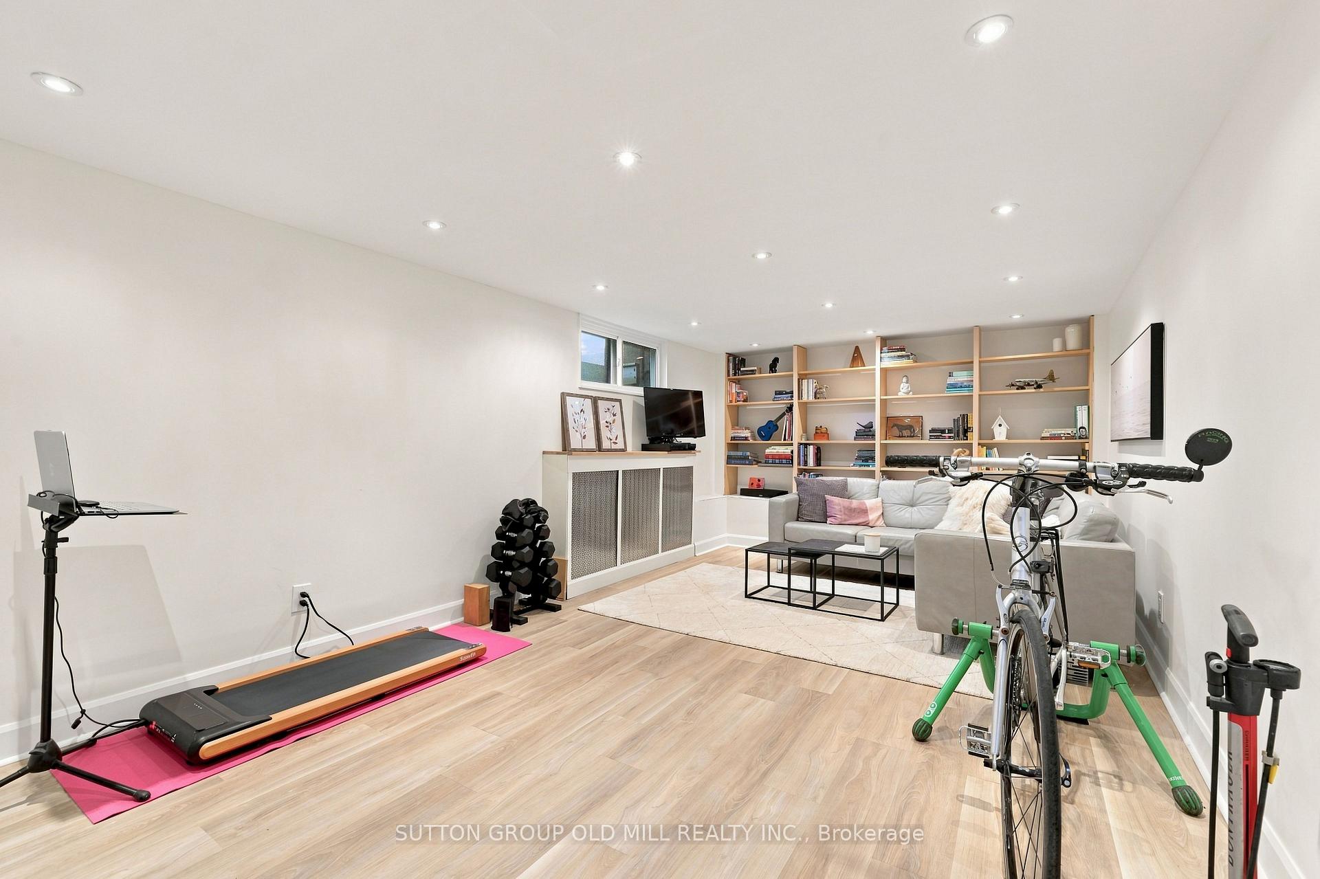 Photo 41 of 10 Queens Avenue, Etobicoke, Mimico — HOMEH