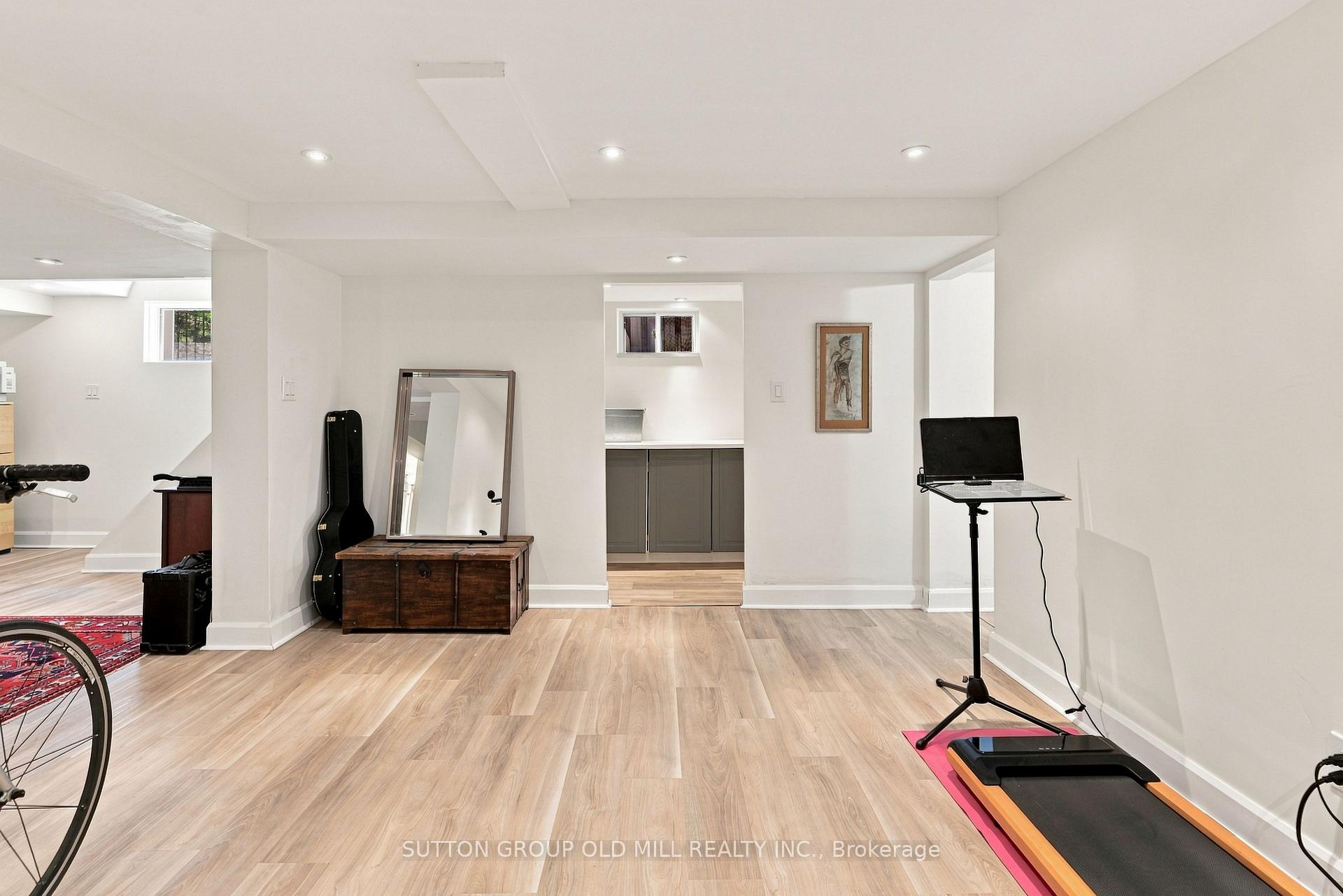 Photo 42 of 10 Queens Avenue, Etobicoke, Mimico — HOMEH