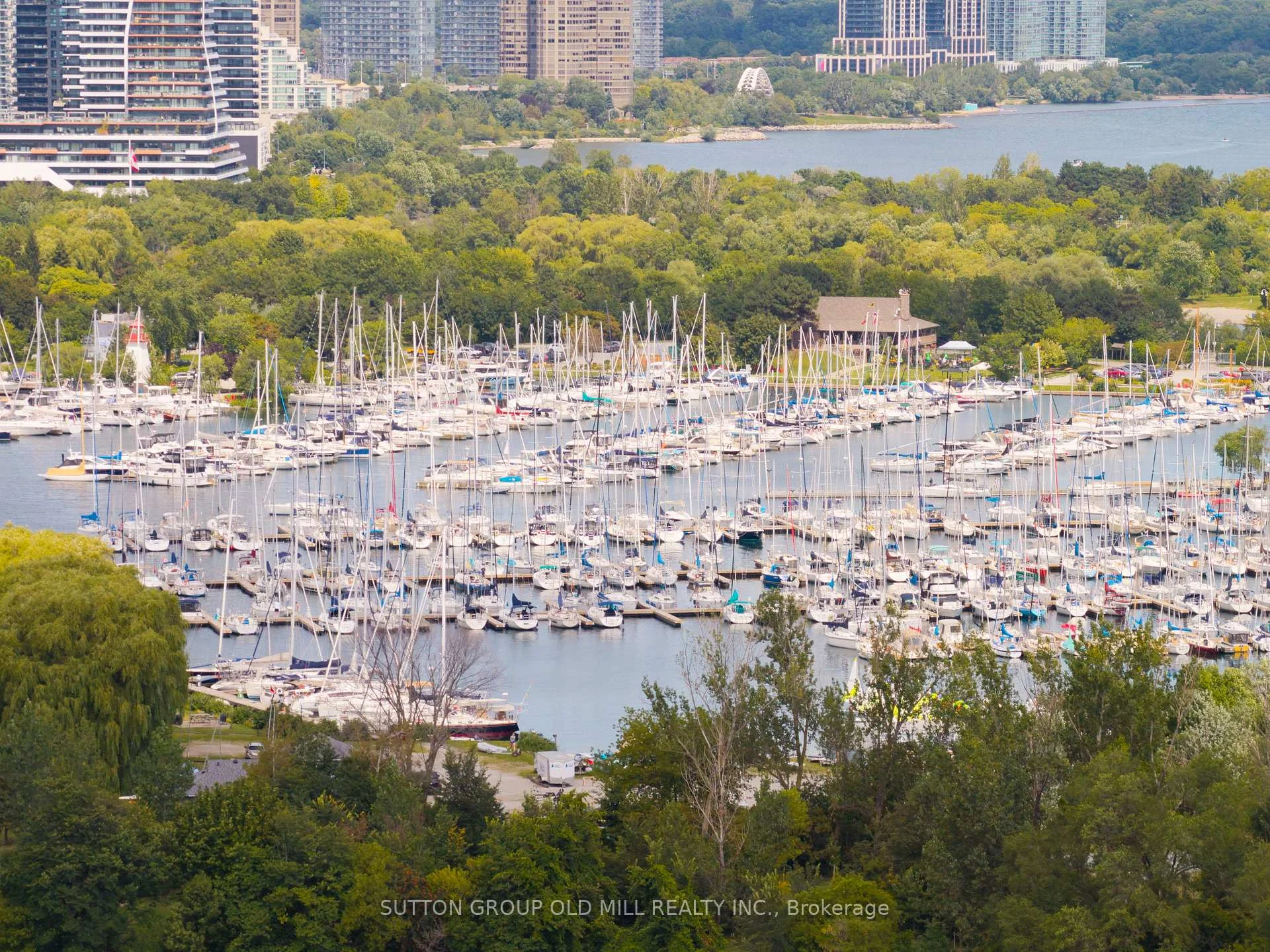 Photo 18 of 10 Queens Avenue, Etobicoke, Mimico — HOMEH