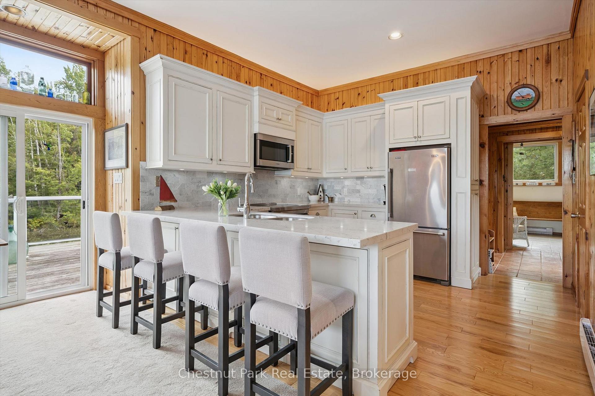Photo 10 of 2215 Miriam Drive, Kawartha Lakes, Laxton/Digby/Longford — HOMEH