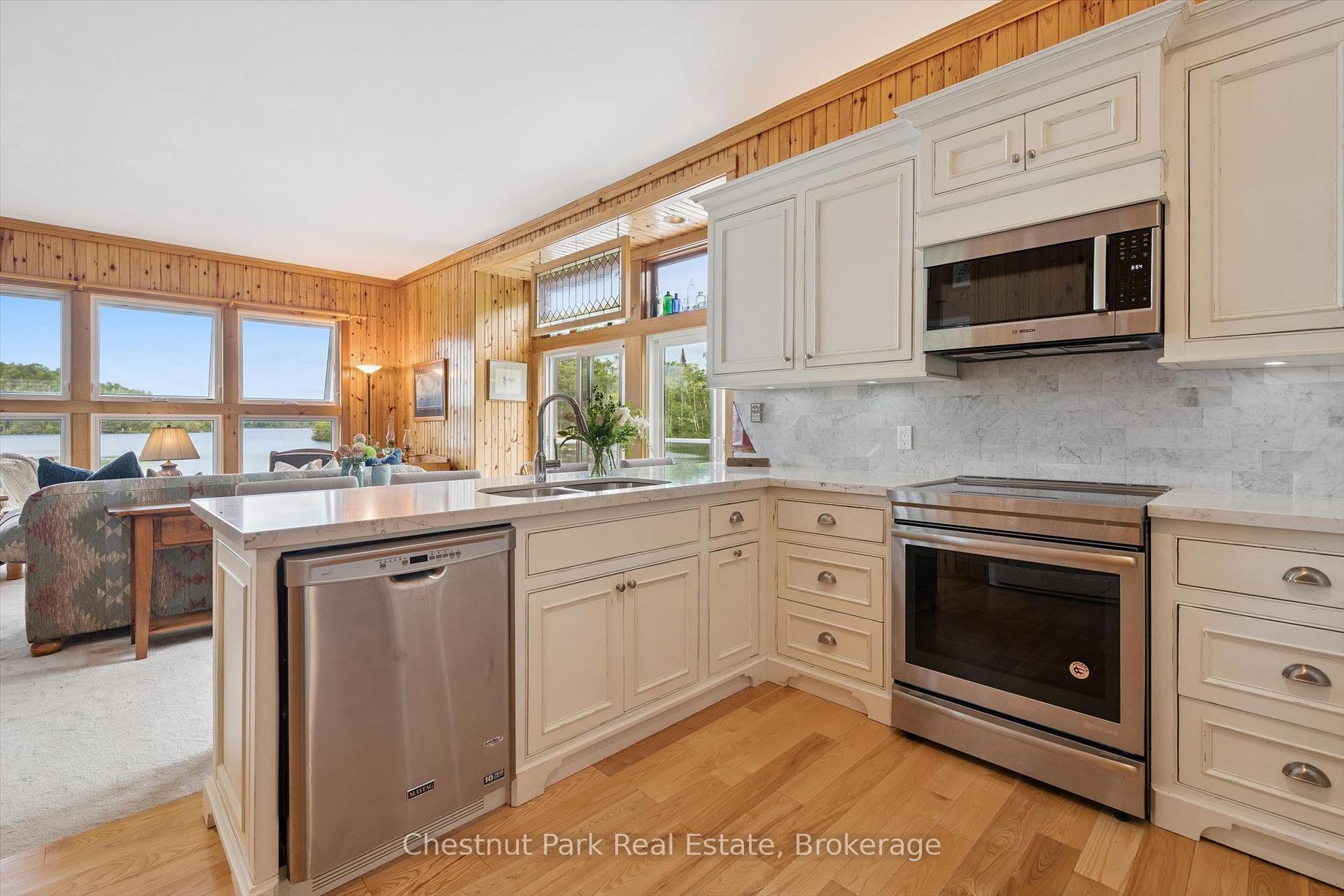 Photo 11 of 2215 Miriam Drive, Kawartha Lakes, Laxton/Digby/Longford — HOMEH