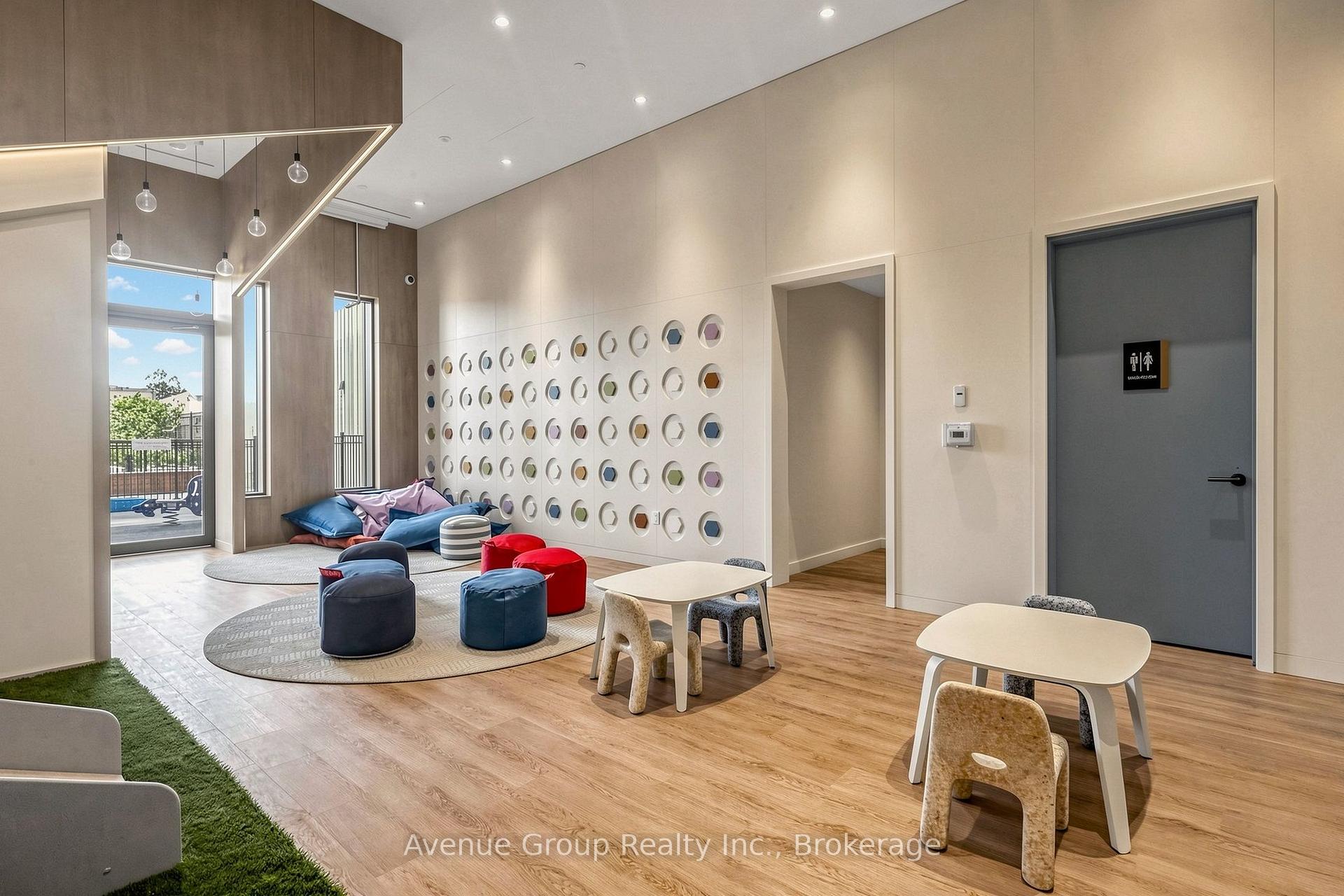 Photo 17 of Unit 1809, 21 Meadowdale Road, Vaughan, Concord — HOMEH